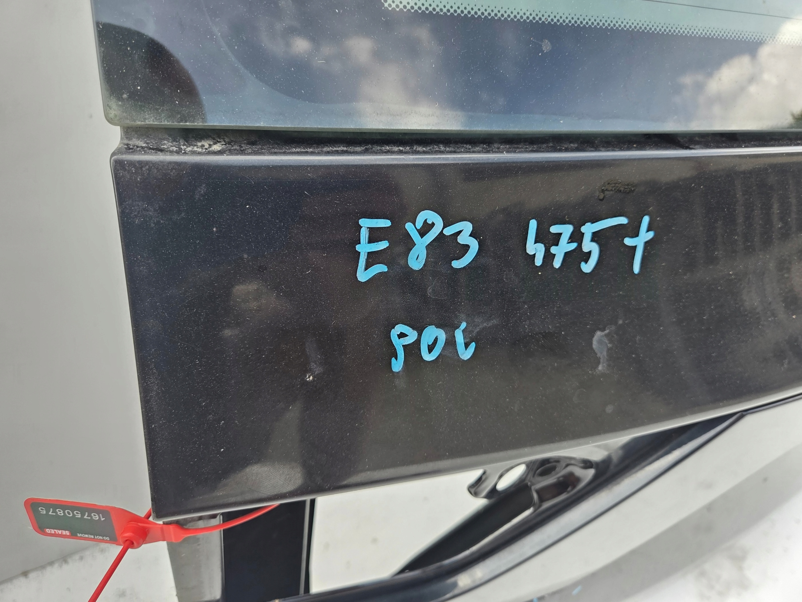 trunk door boot BMW X3 E83 475/9