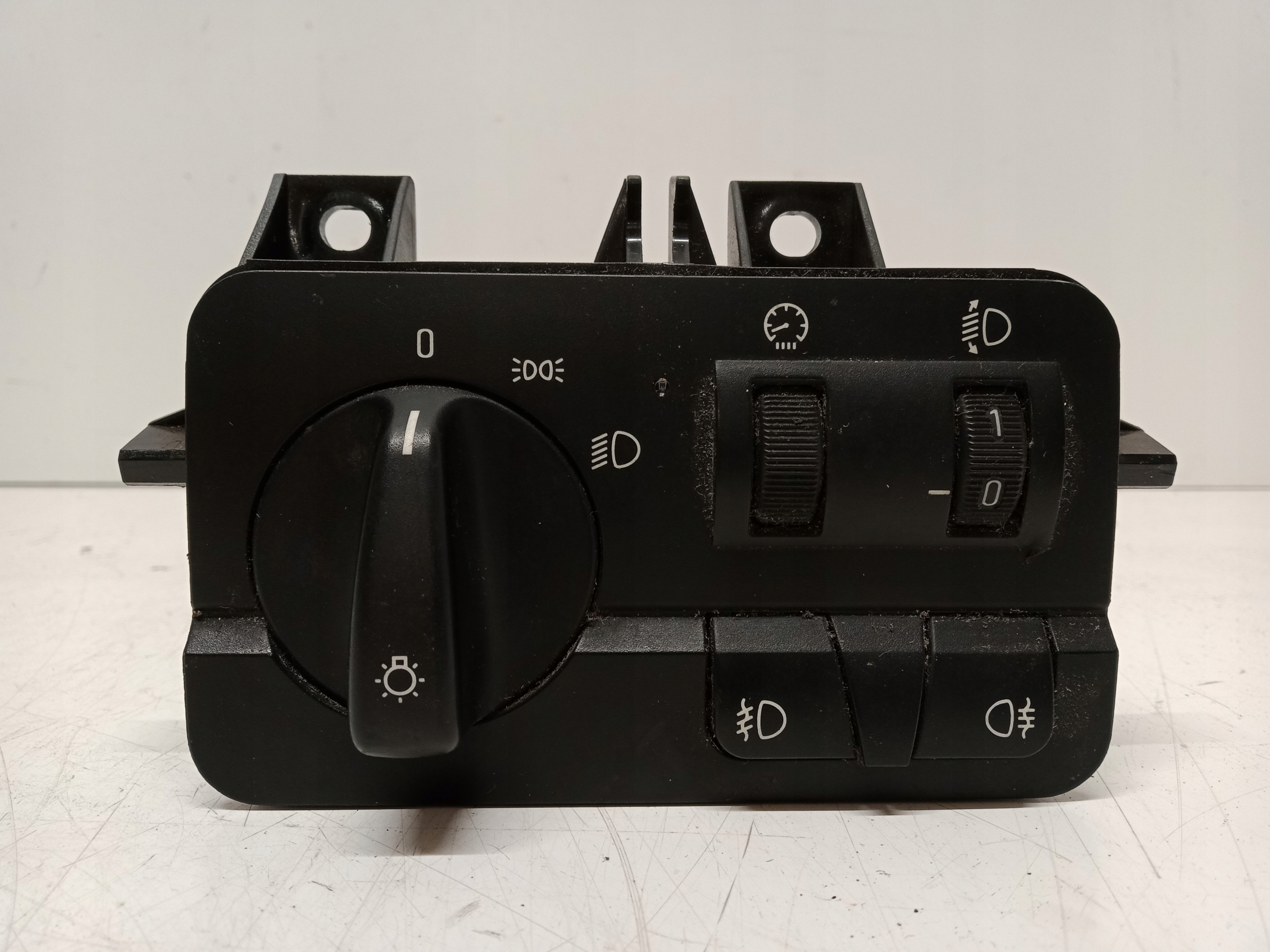 BMW E46 COMPACT PRZEŁĄCZNIK ŚWIATEŁ 6919828