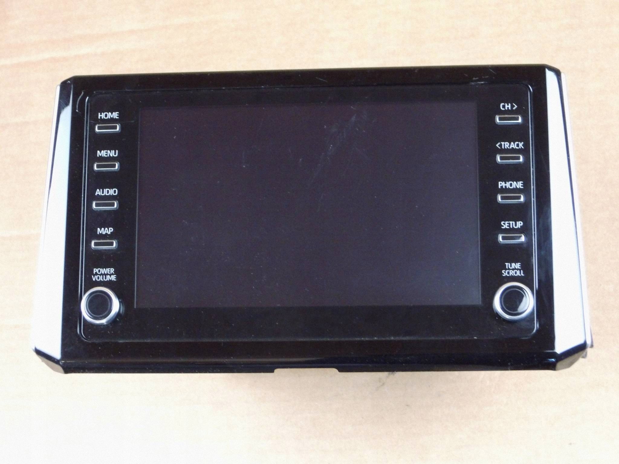 Toyota Corolla E21 radio 86140-02D10 8614002D10