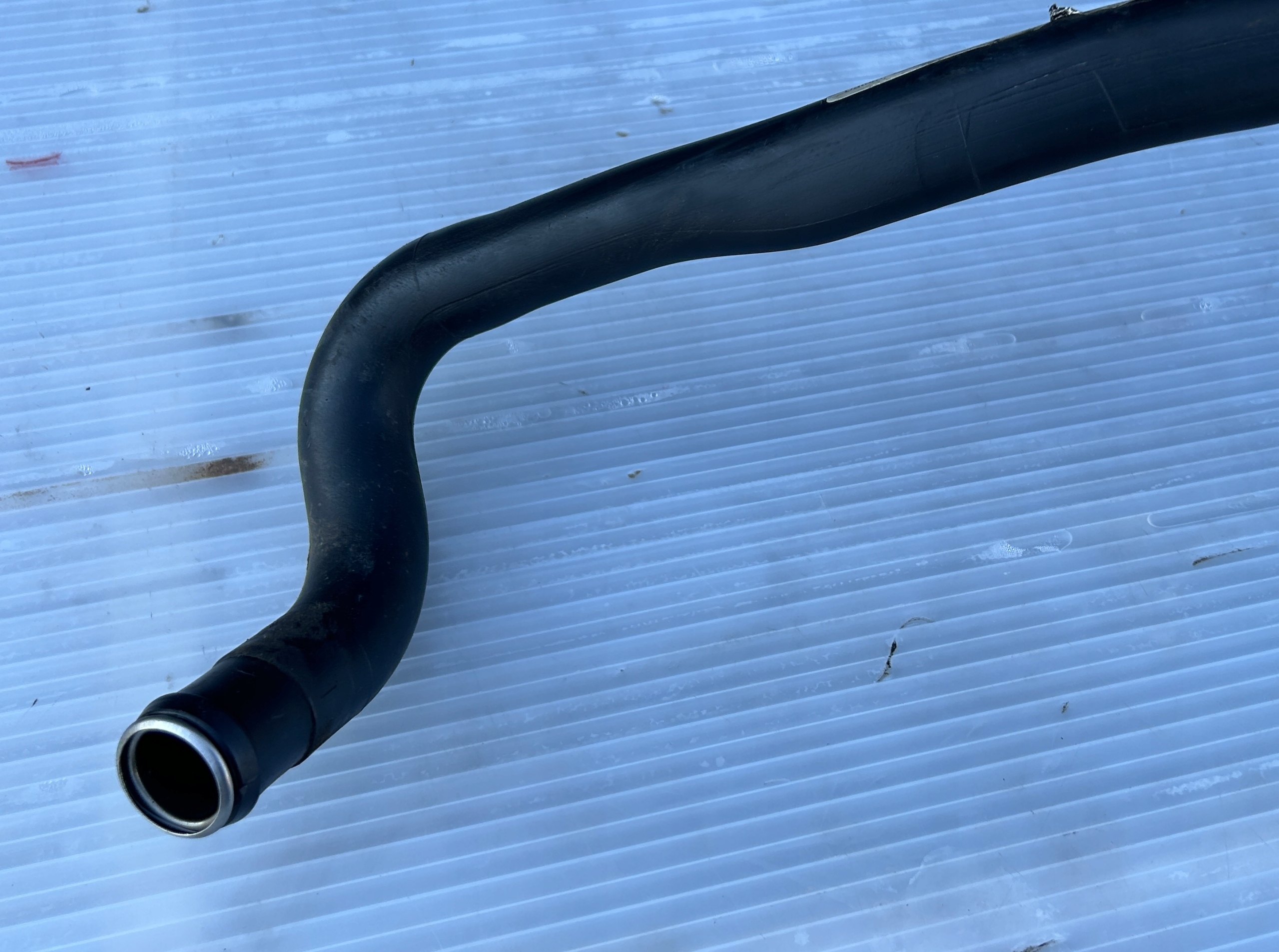 WLEW PALIWA KOREK BMW 5 F11 DIESEL 7206353 Typ silnika Diesel