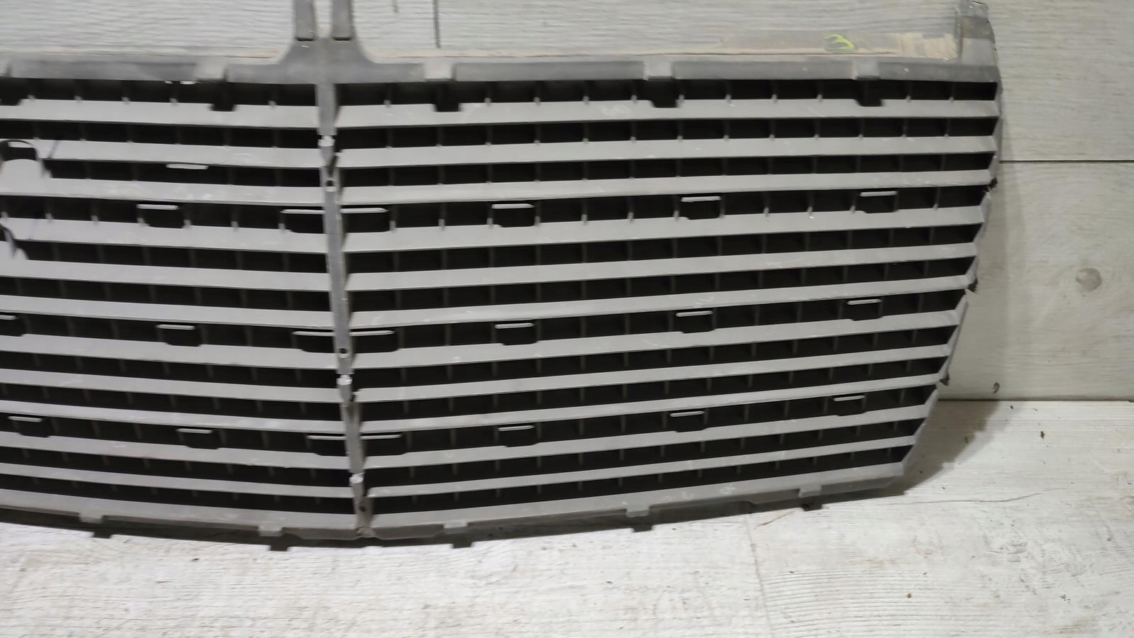 Grill Grill Mercedes w124
