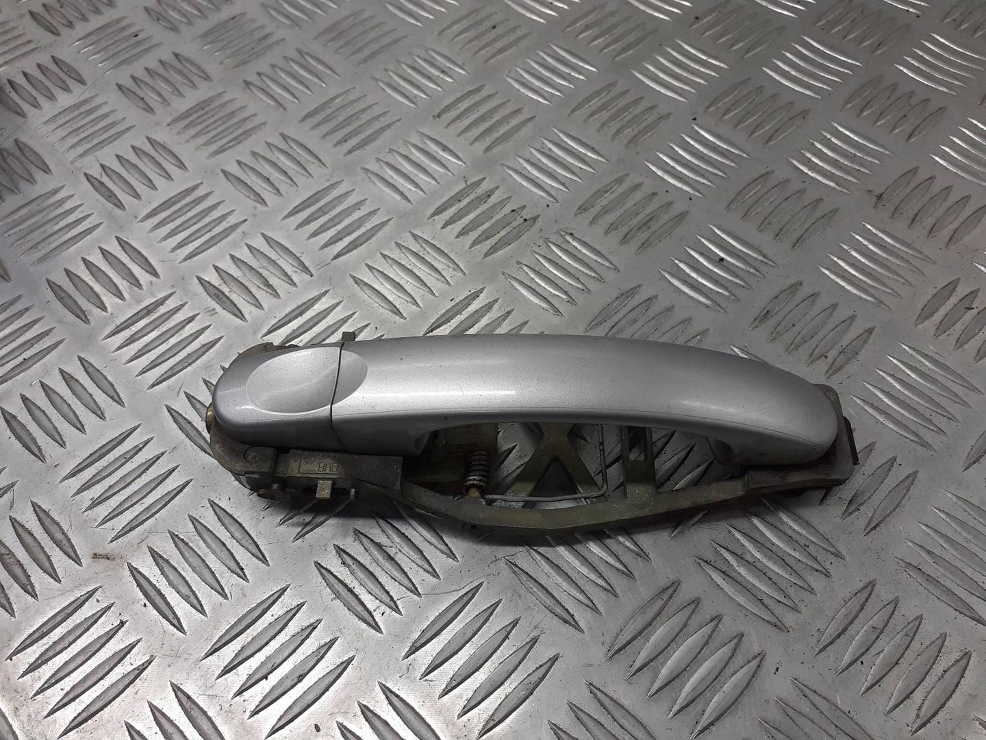 KLAMKA PRAWA TYLNA ZEWNĘTRZNA VW TOURAN LA7W