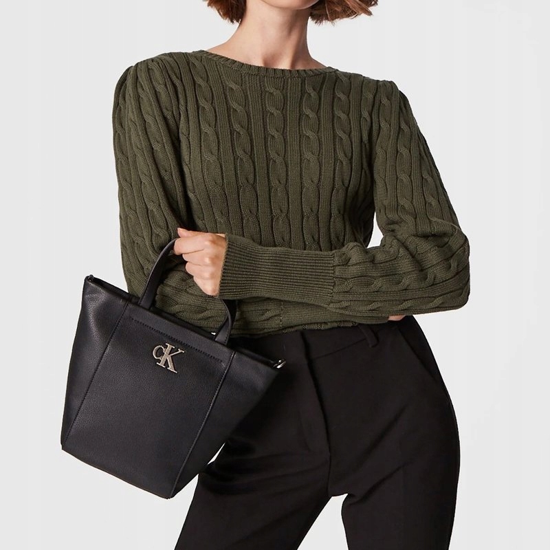 Calvin Klein Jeans torebka miejska kuferek czarna logo K60K609716-BDS Model Texture