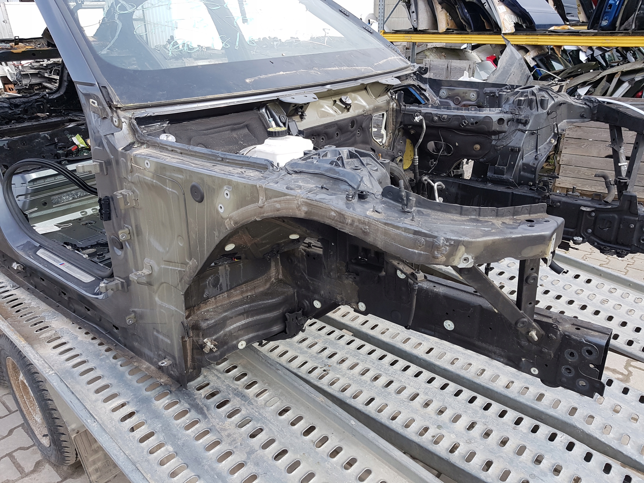 BMW 3 G20 PODŁUŻNICA ĆWIARTKA PRAWA PRZÓD B39