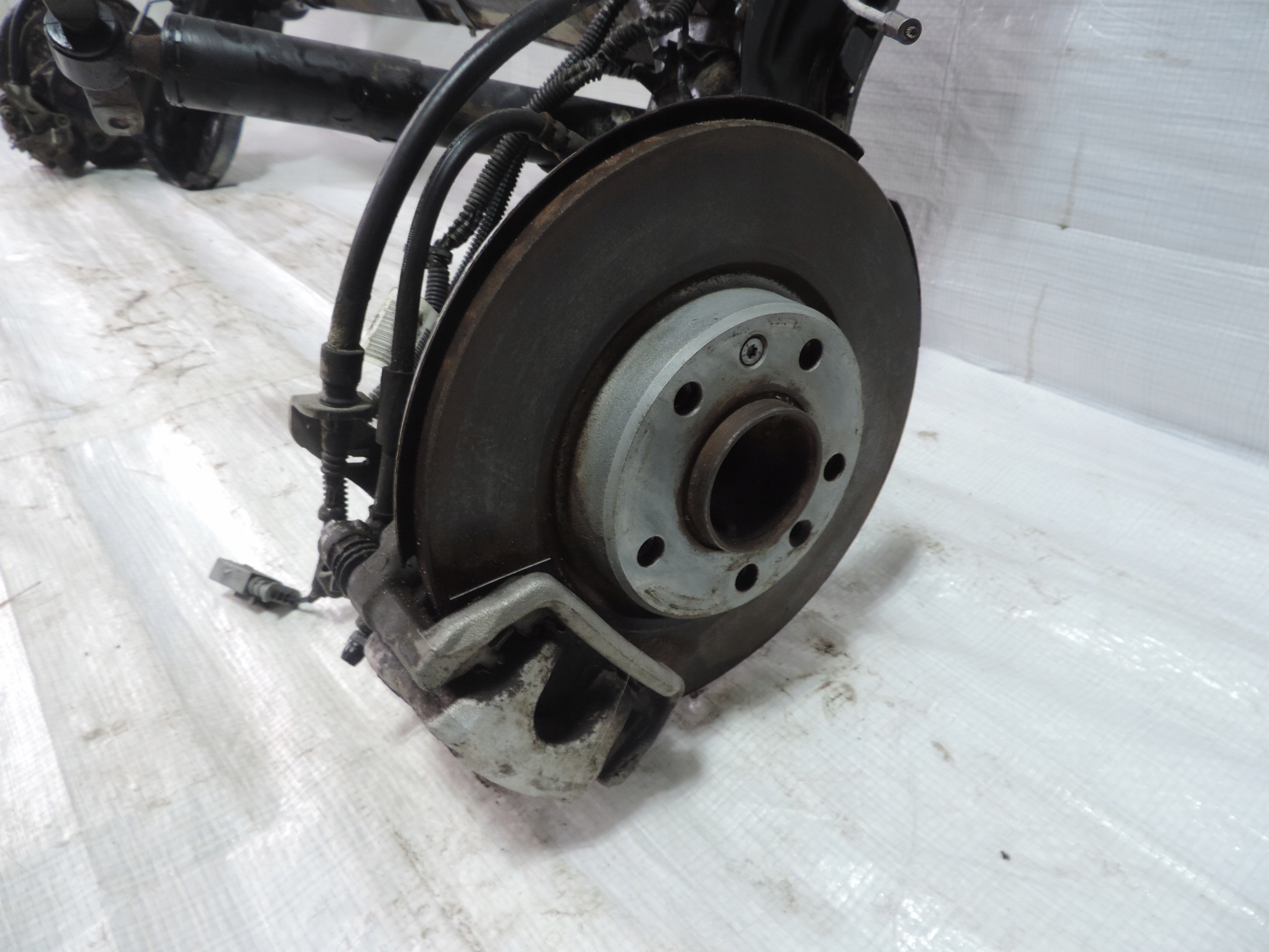 BELKA OŚ TYŁ TYLNA ZAWIESZENIA OPEL COMBO E Typ samochodu Samochody osobowe