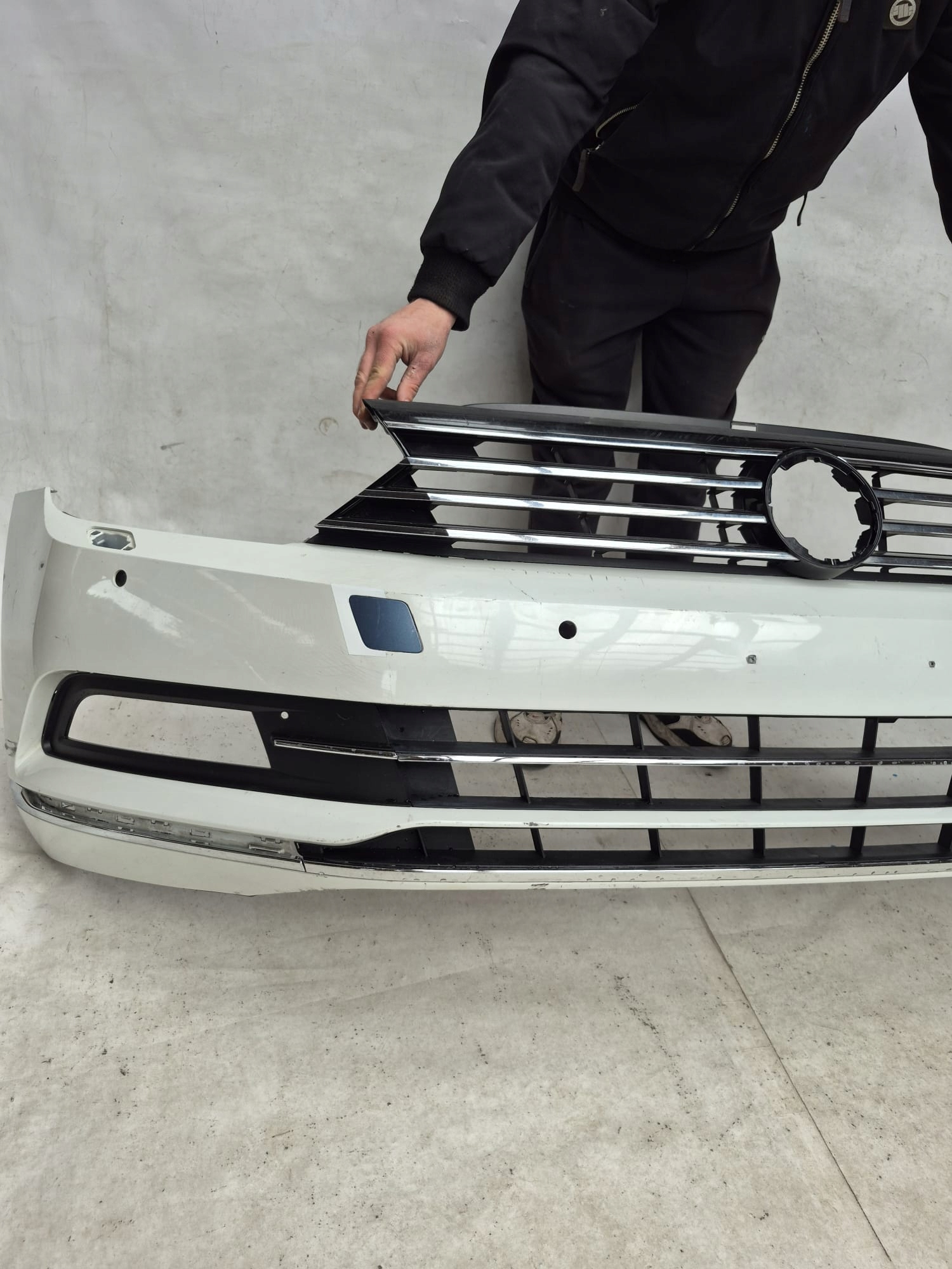 VW PASSAT B8 HIGHLINE 14-19 bumper front front SPR 6XPDC 3G0807221A