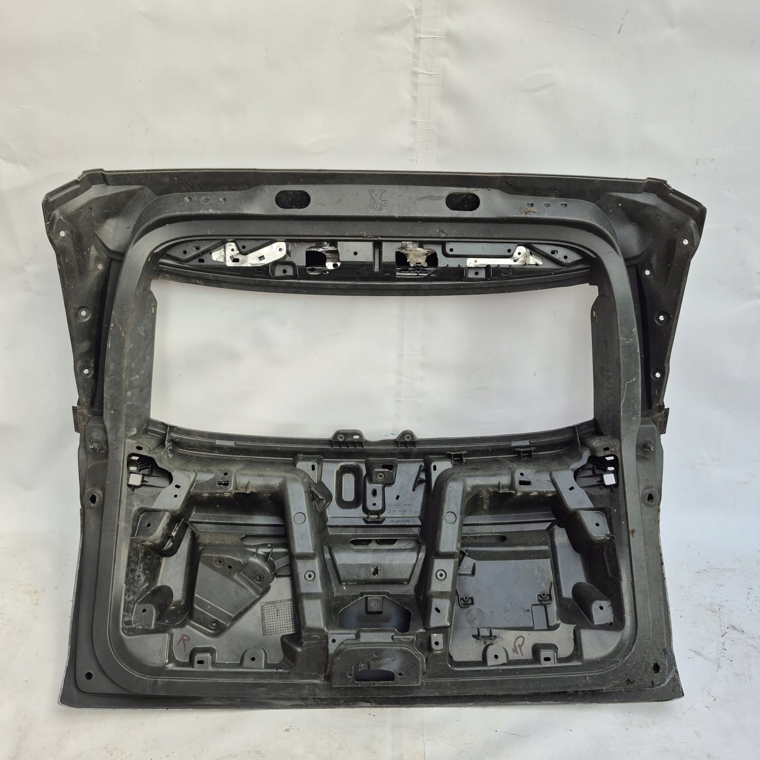 PEUGEOT 3008 2 II boot door rear