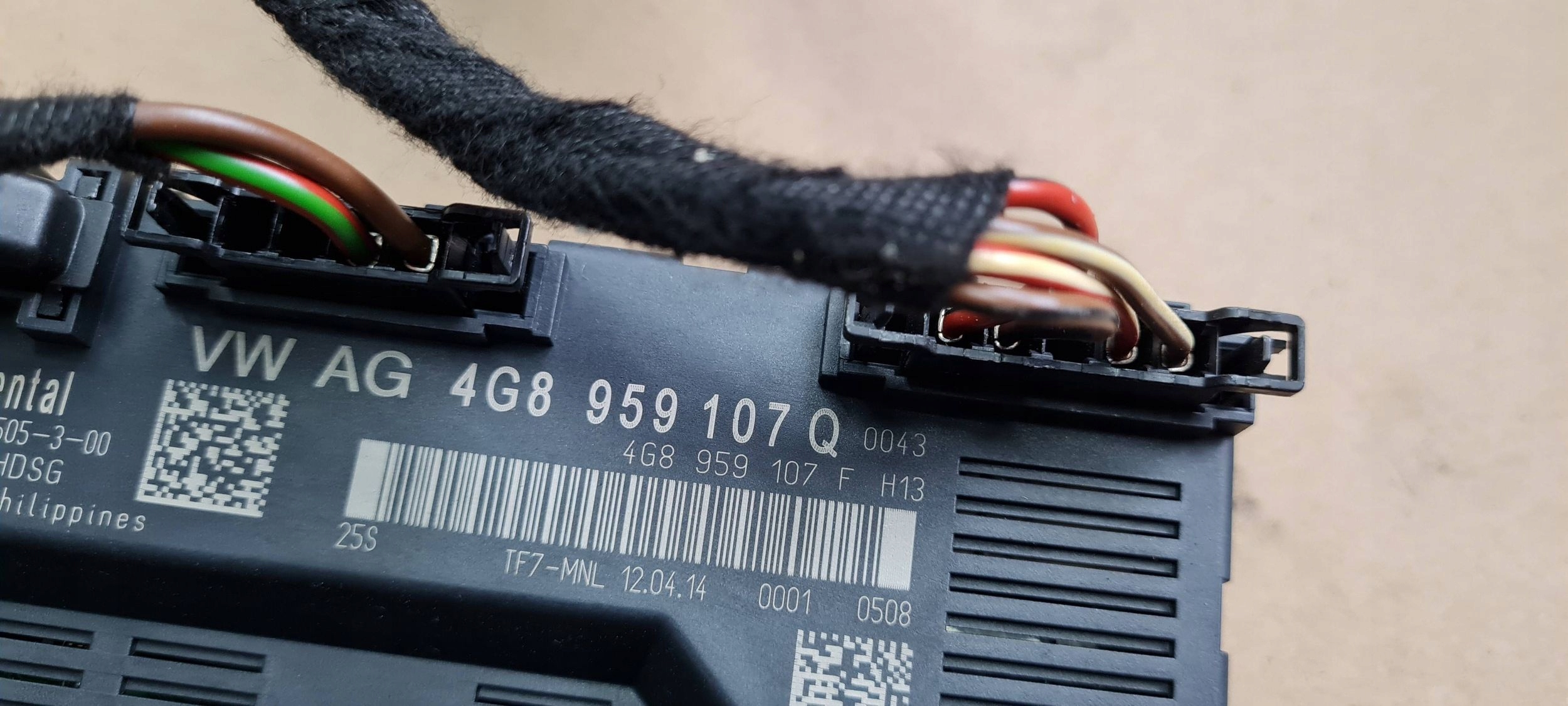 A7 4G S7 module control unit bonnet boot rear part 4G8959107Q
