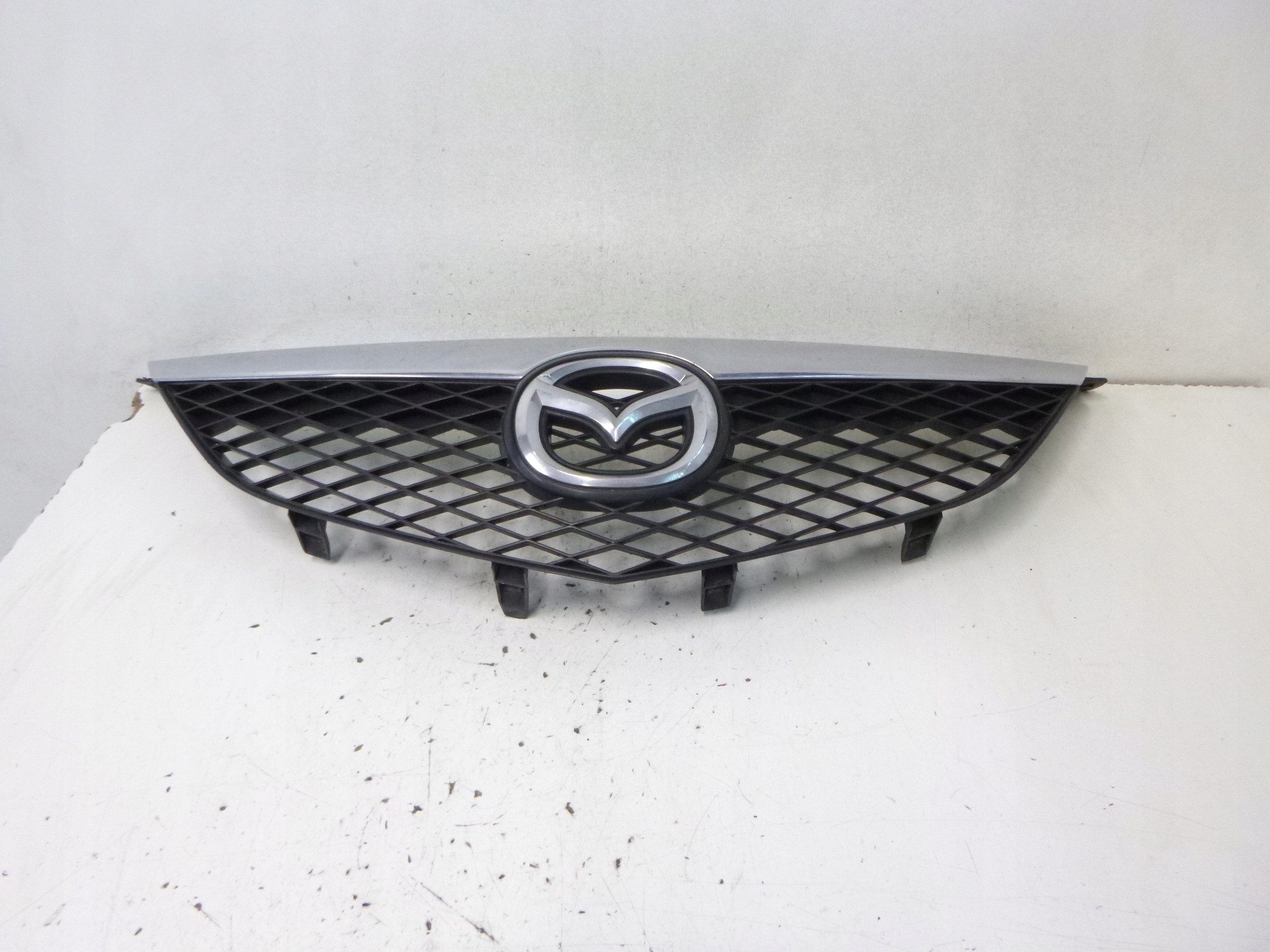 Grill Grill Mazda 6 2003r. GG GY