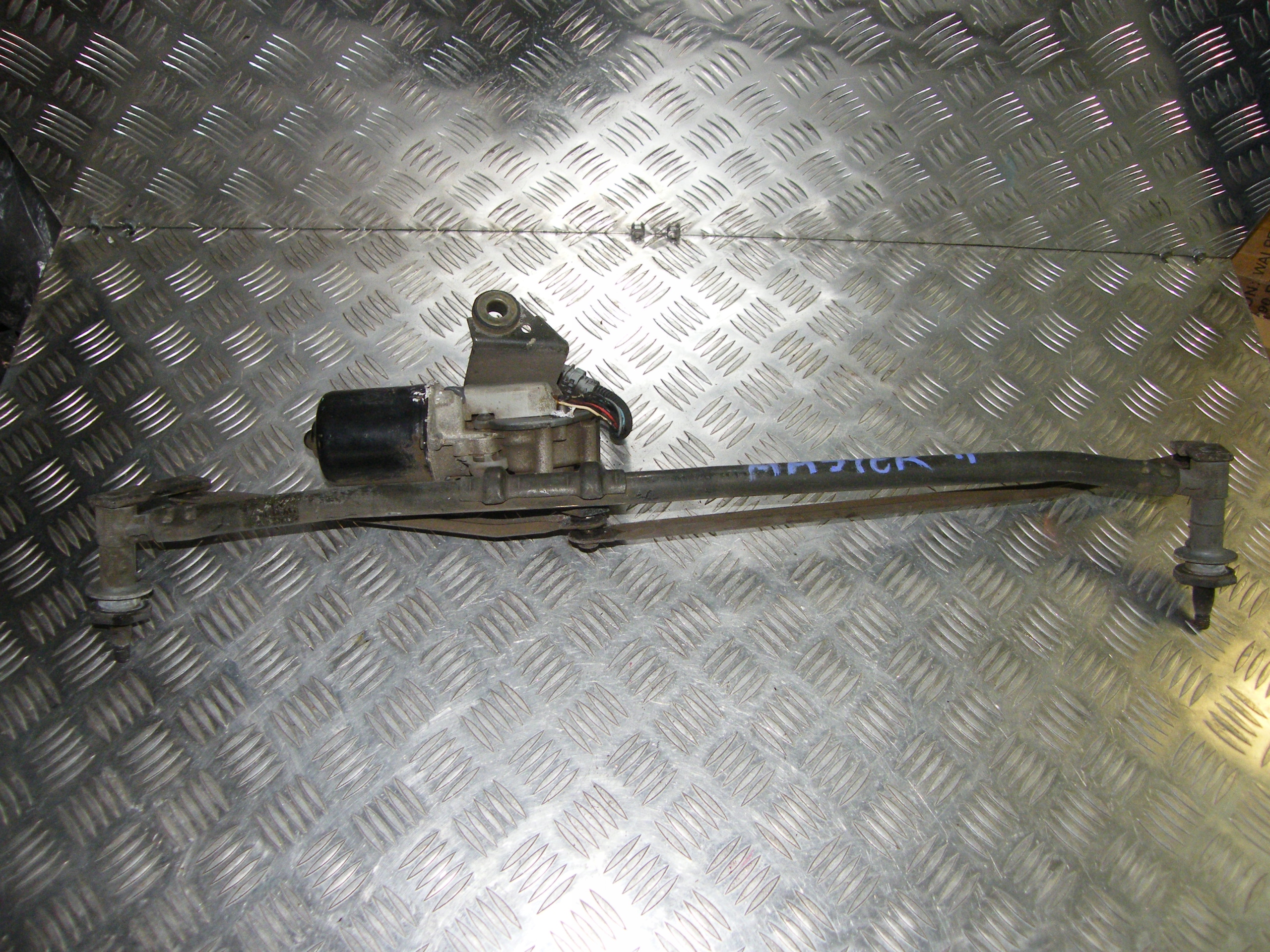 ДВИГУН СКЛООЧИСНИКА MASTER MOVANO II