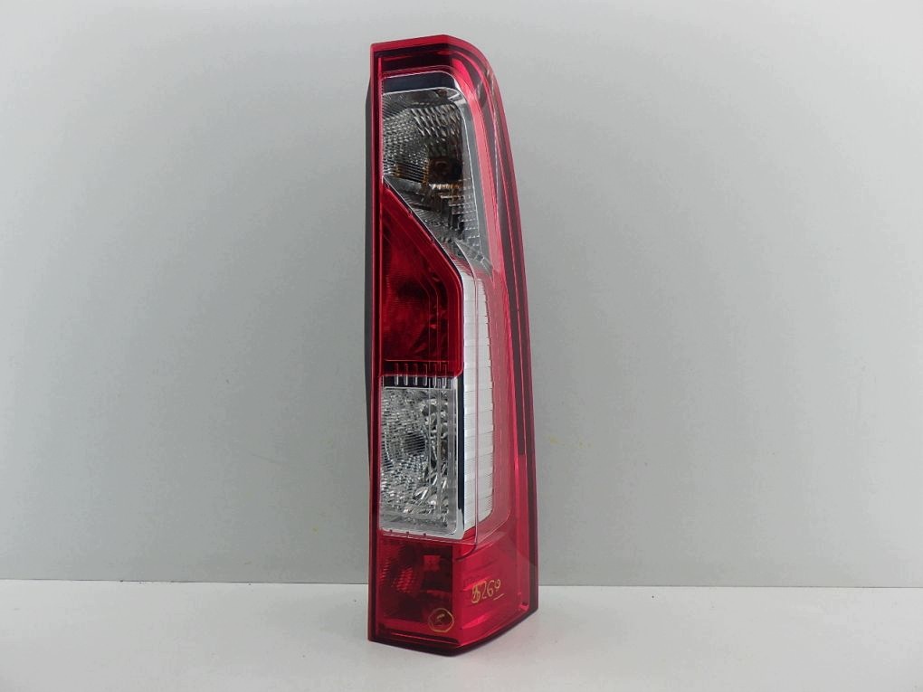 RENAULT MASTER 3 III MOVANO II B 10- light rear right