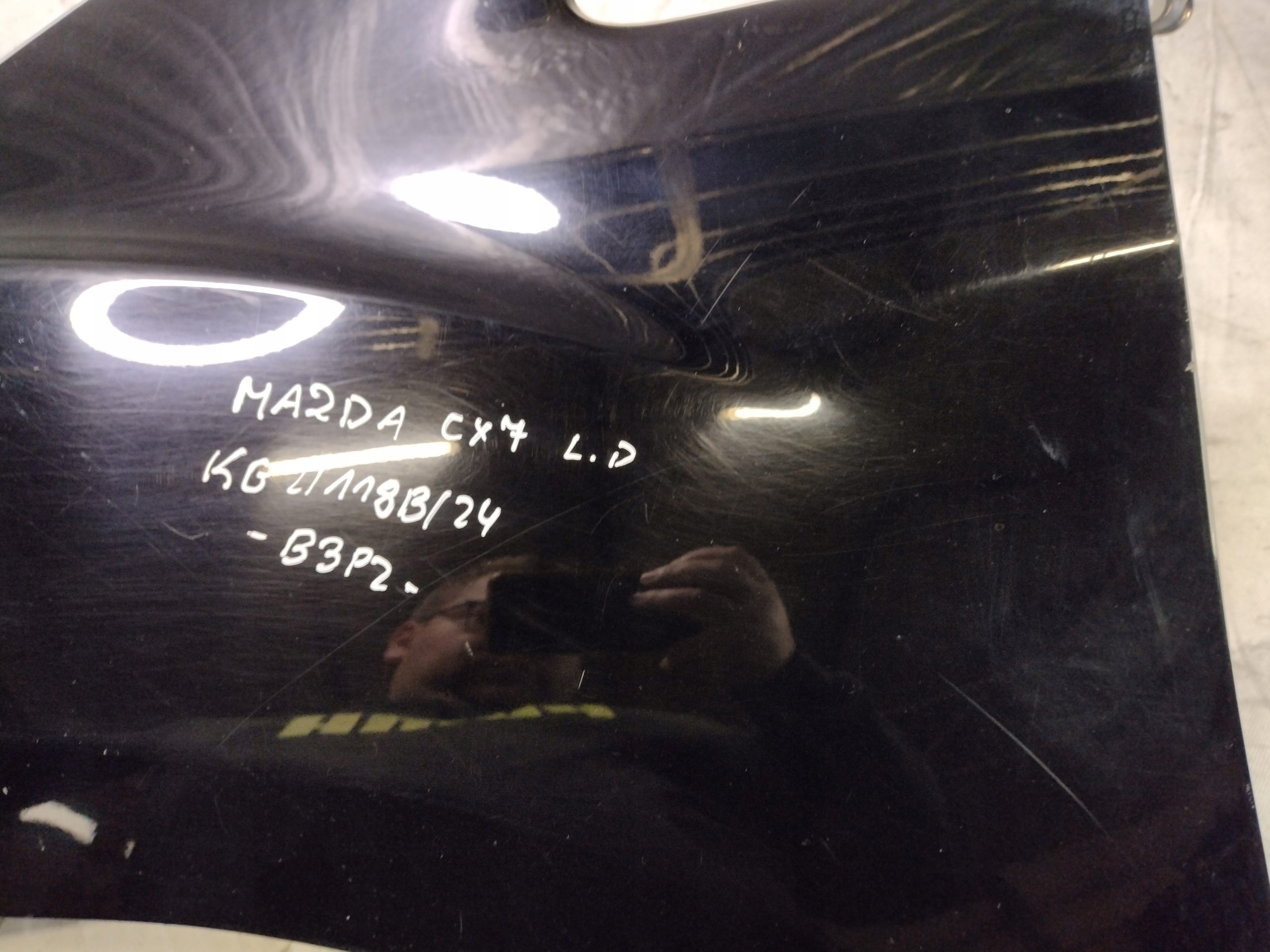 fender left front Mazda CX7 CX-7 przedlift