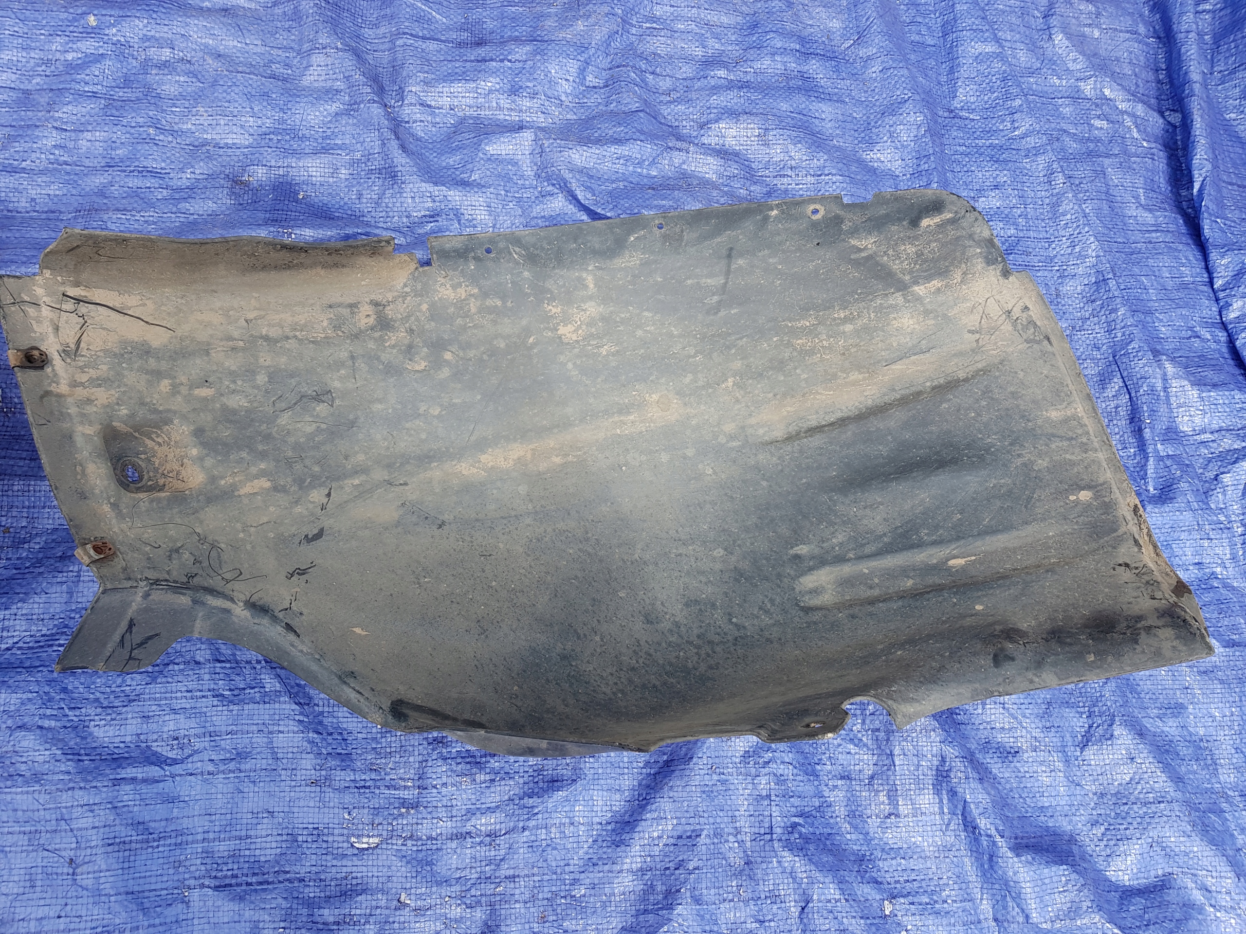 mudguard right front MERCEDES GL X164 1648842622 1648842422