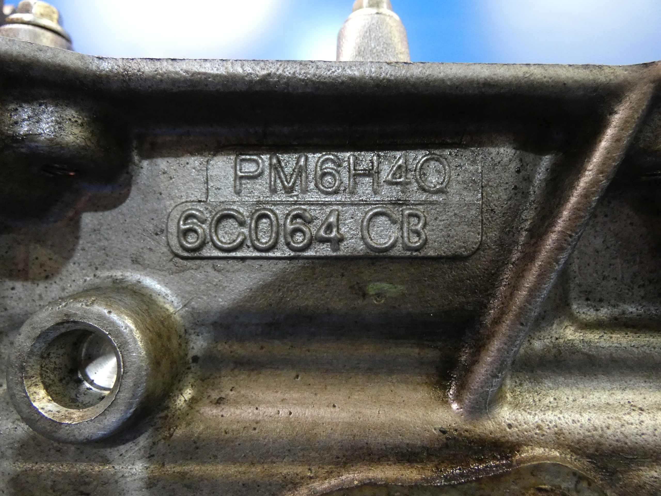 RANGE ROVER SPORT L320 L322 3.6 TD GŁOWICA WAŁKI L Producent części Land Rover OE