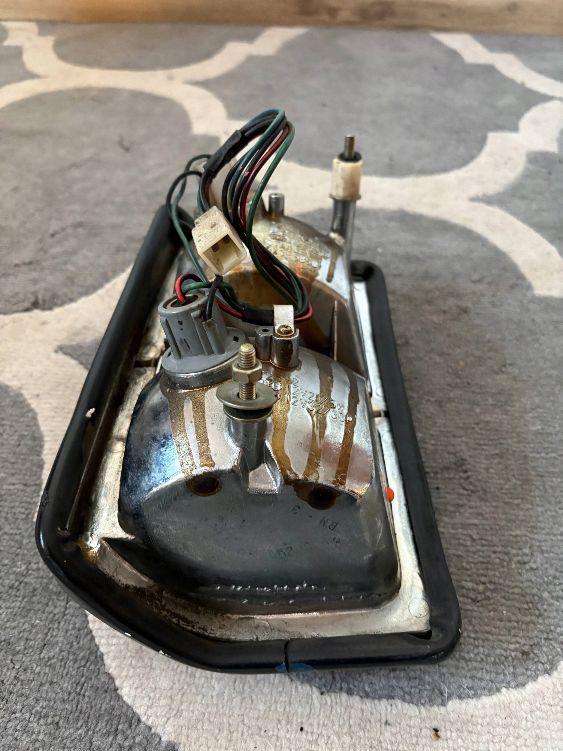 Honda CIVIC 1972 левый задние фонари