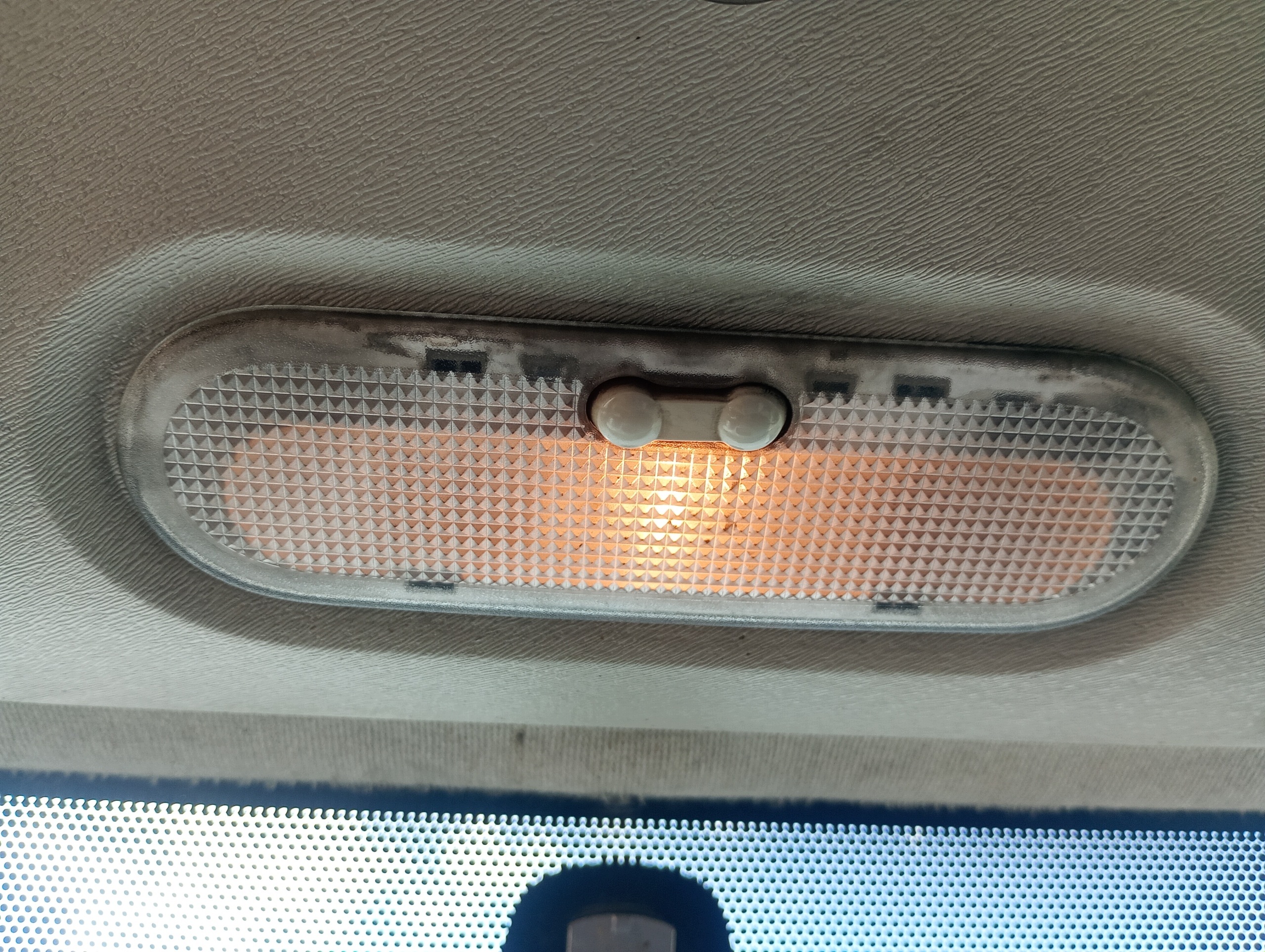 light inner OSWIETLENIE cabs SUFITOWE Renault Kangoo 2 II 08-21