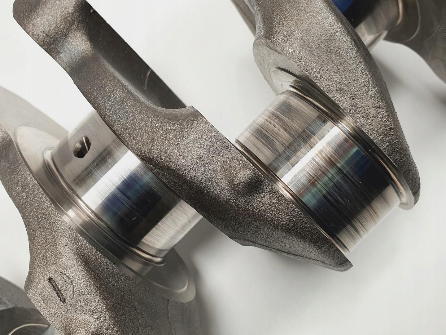 WAŁ KORBOWY LAND ROVER JAGUAR XE XF X260 2.0 D Numer katalogowy części G4D3-6A303-BA G4D3