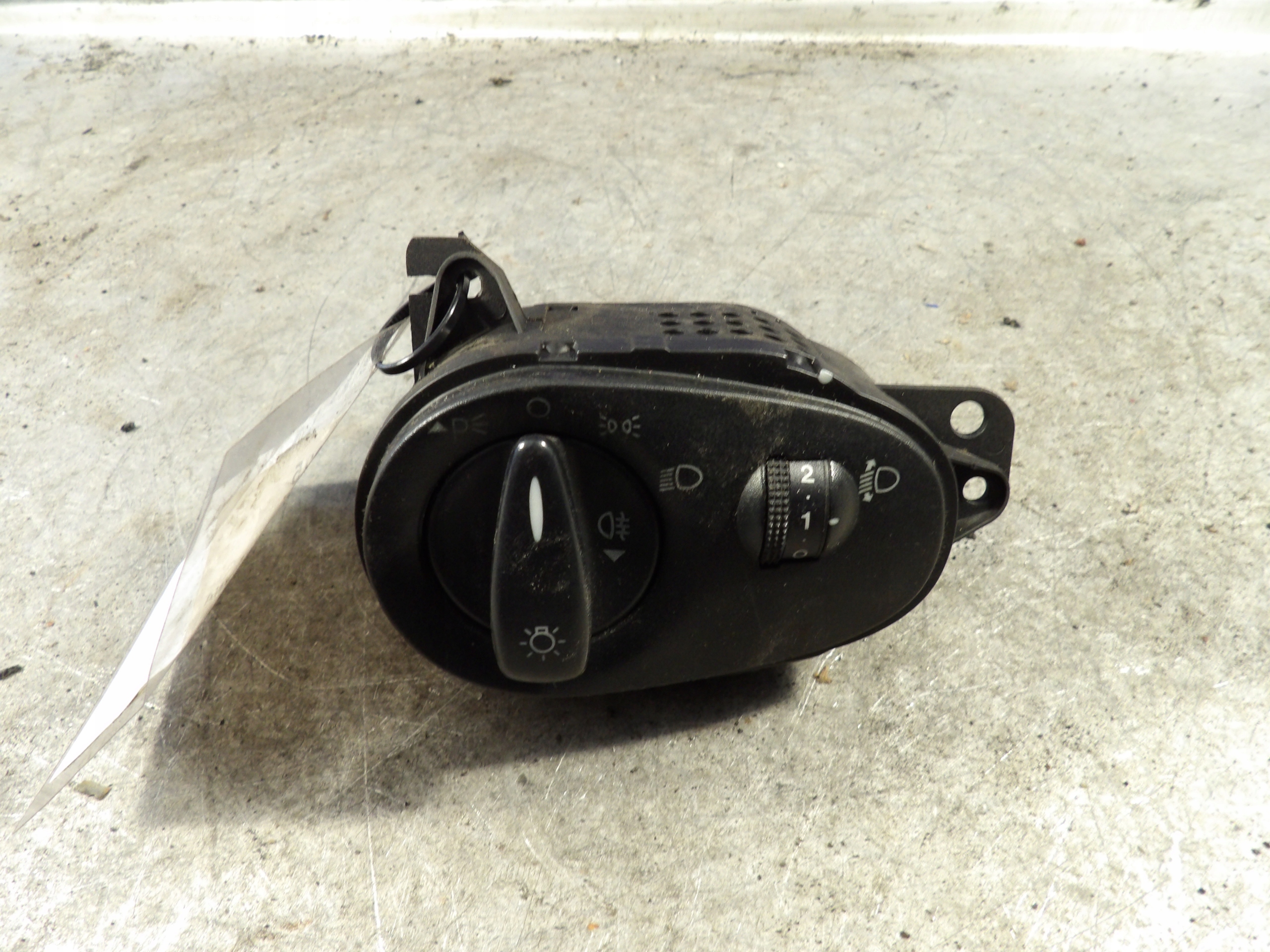Ford Focus MK1 interruttore luci 1,4B