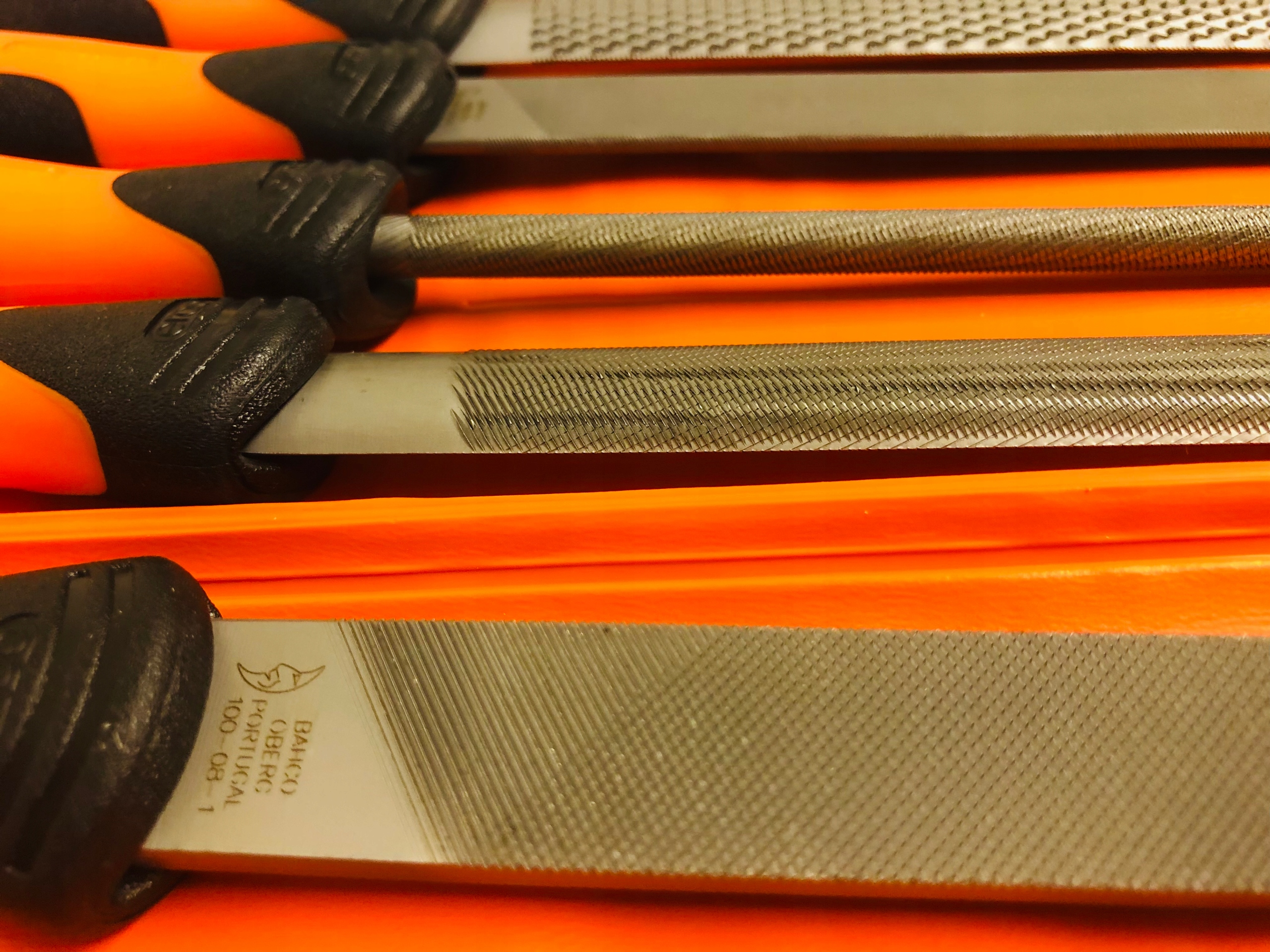 54c2e4b84dc1afc34eb2b4bb1981