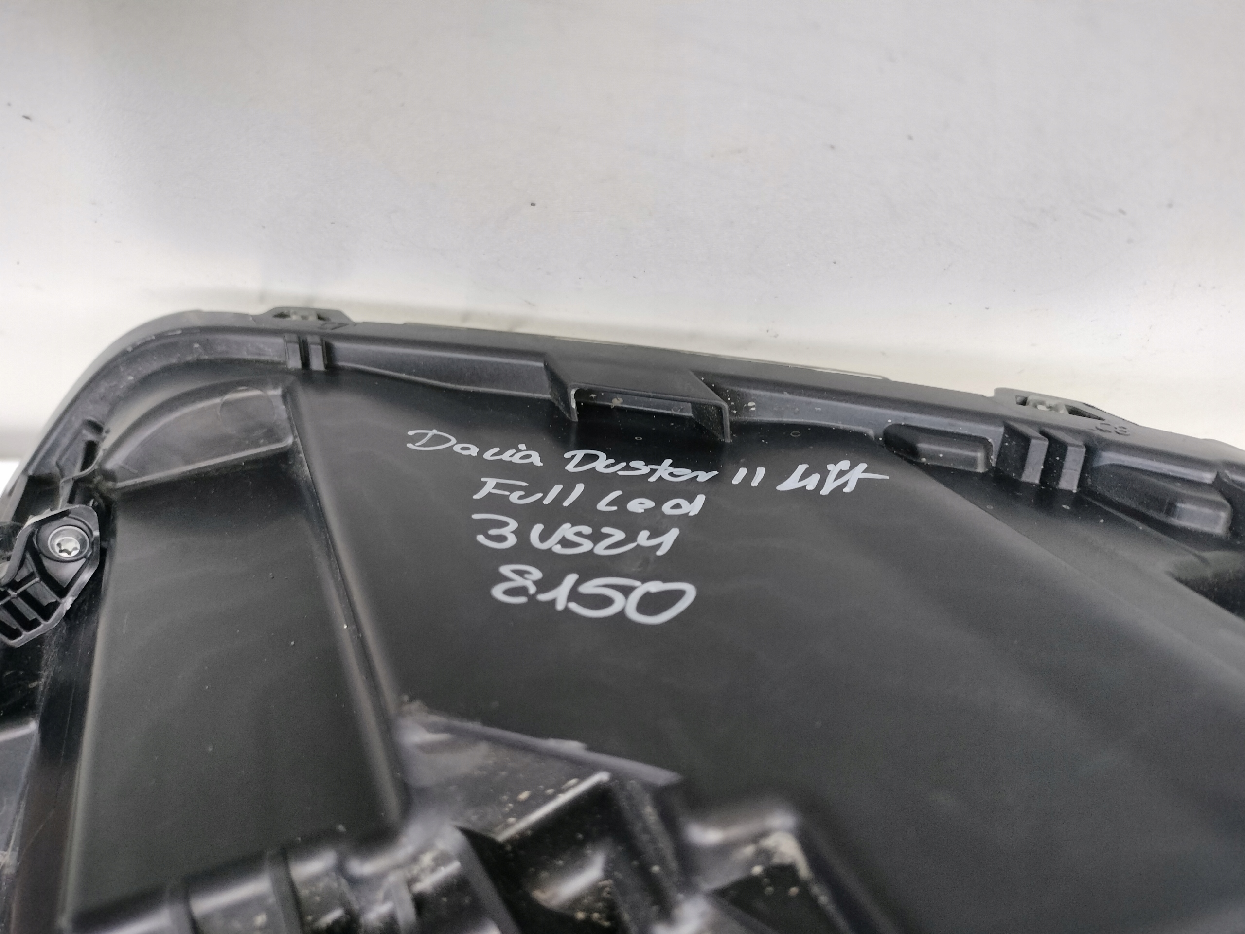 light left REFLEKTOR DACIA DUSTER II LIFT FULL LED