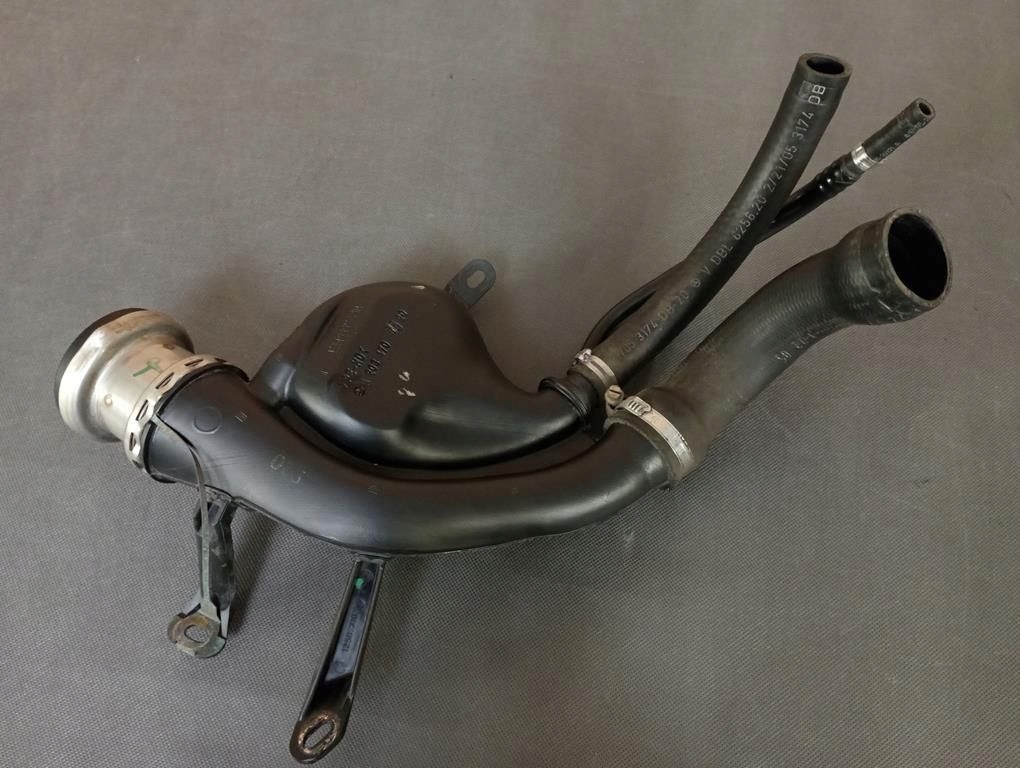 MERCEDES CLK W209 LIFT WLEW ZBIORNIKA PALIWA 2.2 CDI A2034701520 Typ samochodu Samochody osobowe