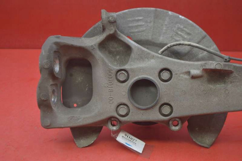 поворотный кулак, цапфа правая перед 6007018-00-C tesla MODEL S 306 ЛС 12-20