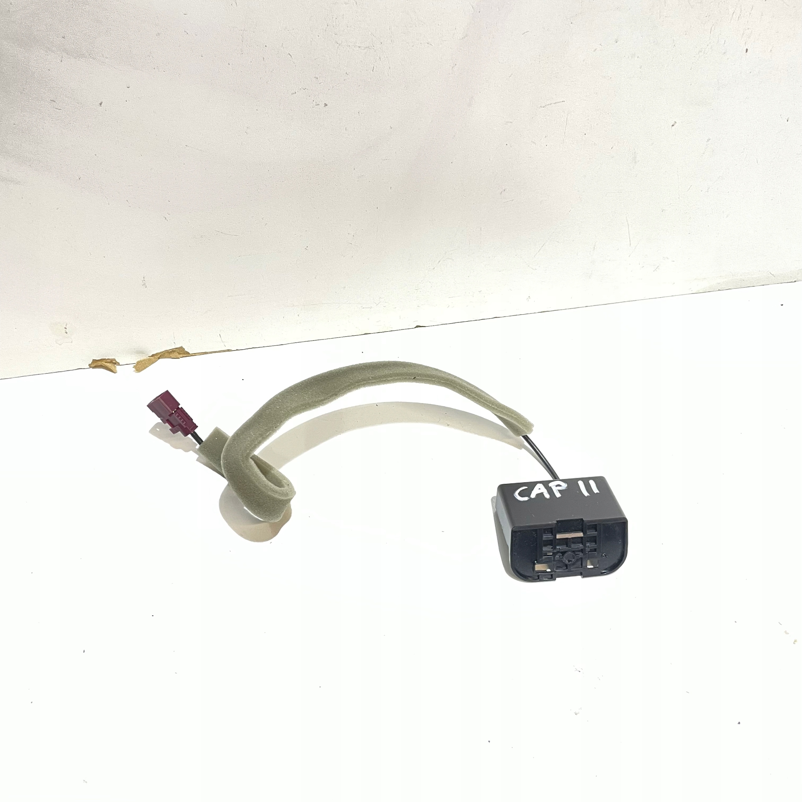 RENAULT CAPTUR II ANTENNE RADIO GPS 282124064R