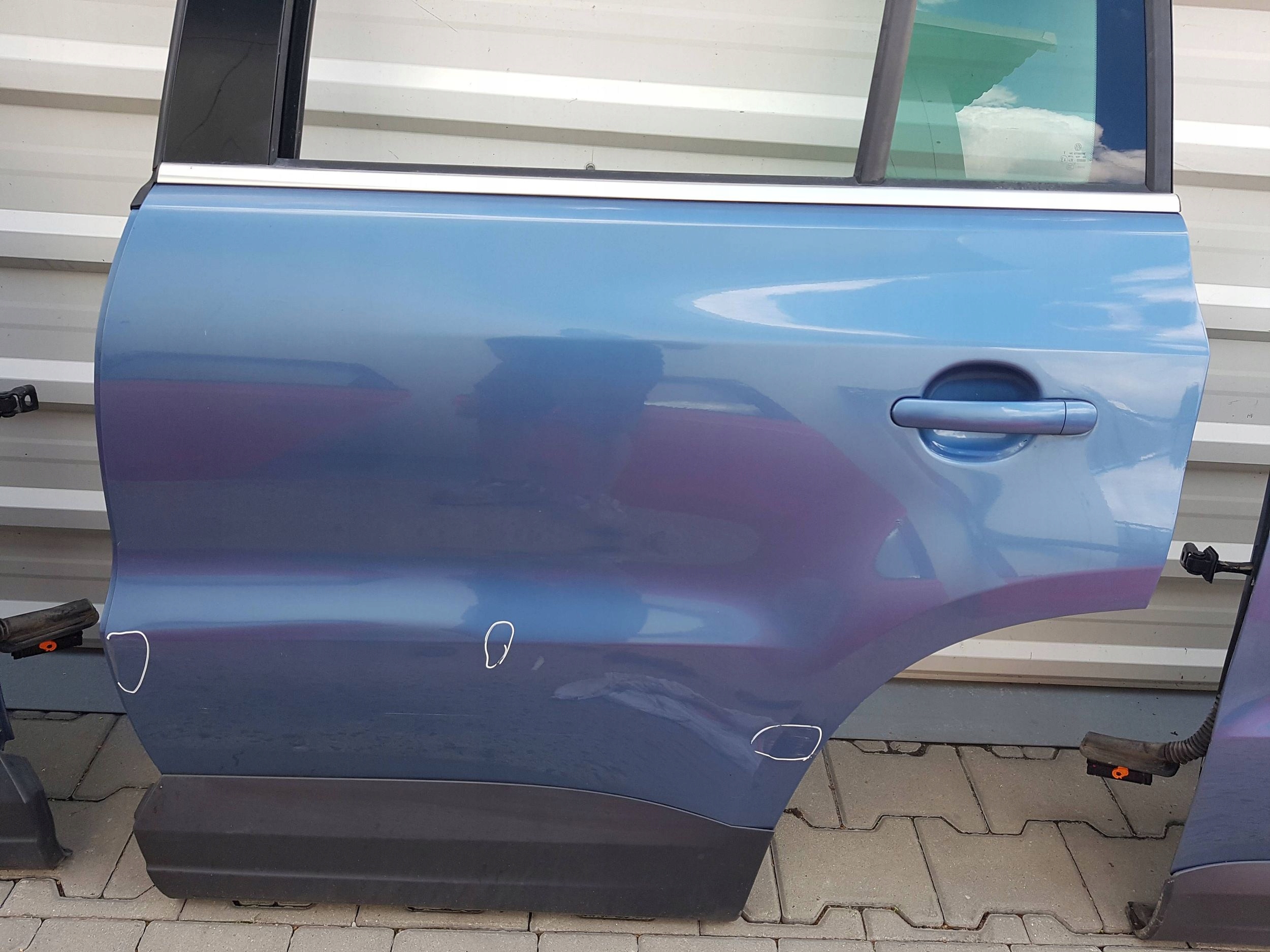 VW TIGUAN I 5N 06-15r DRZWI LEWE TYŁ LR5T Numer katalogowy części TOC24623