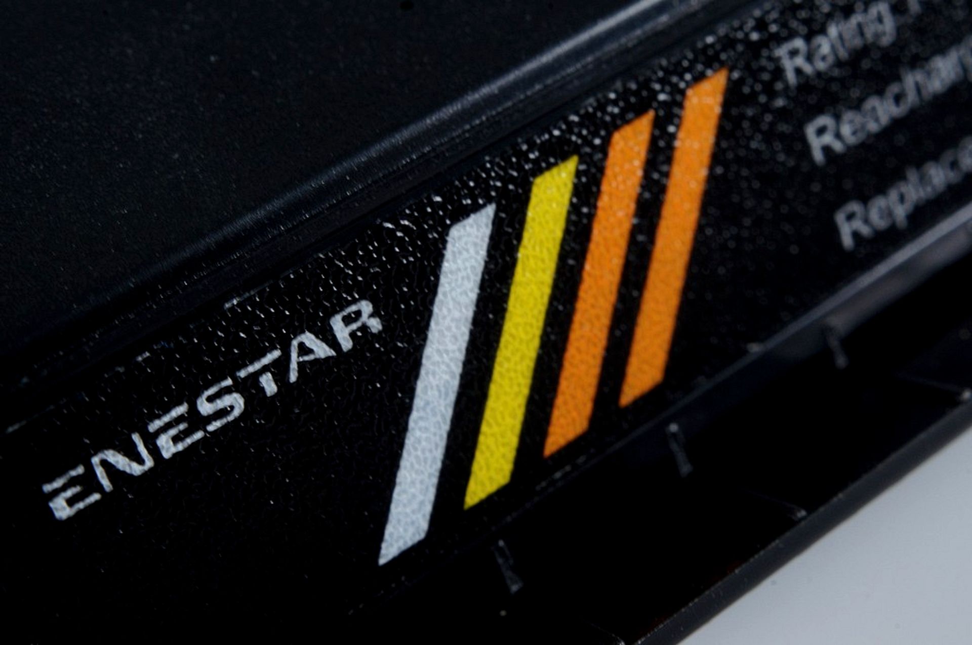 

Enestar bateria do Toshiba Satellite C55D-B5310