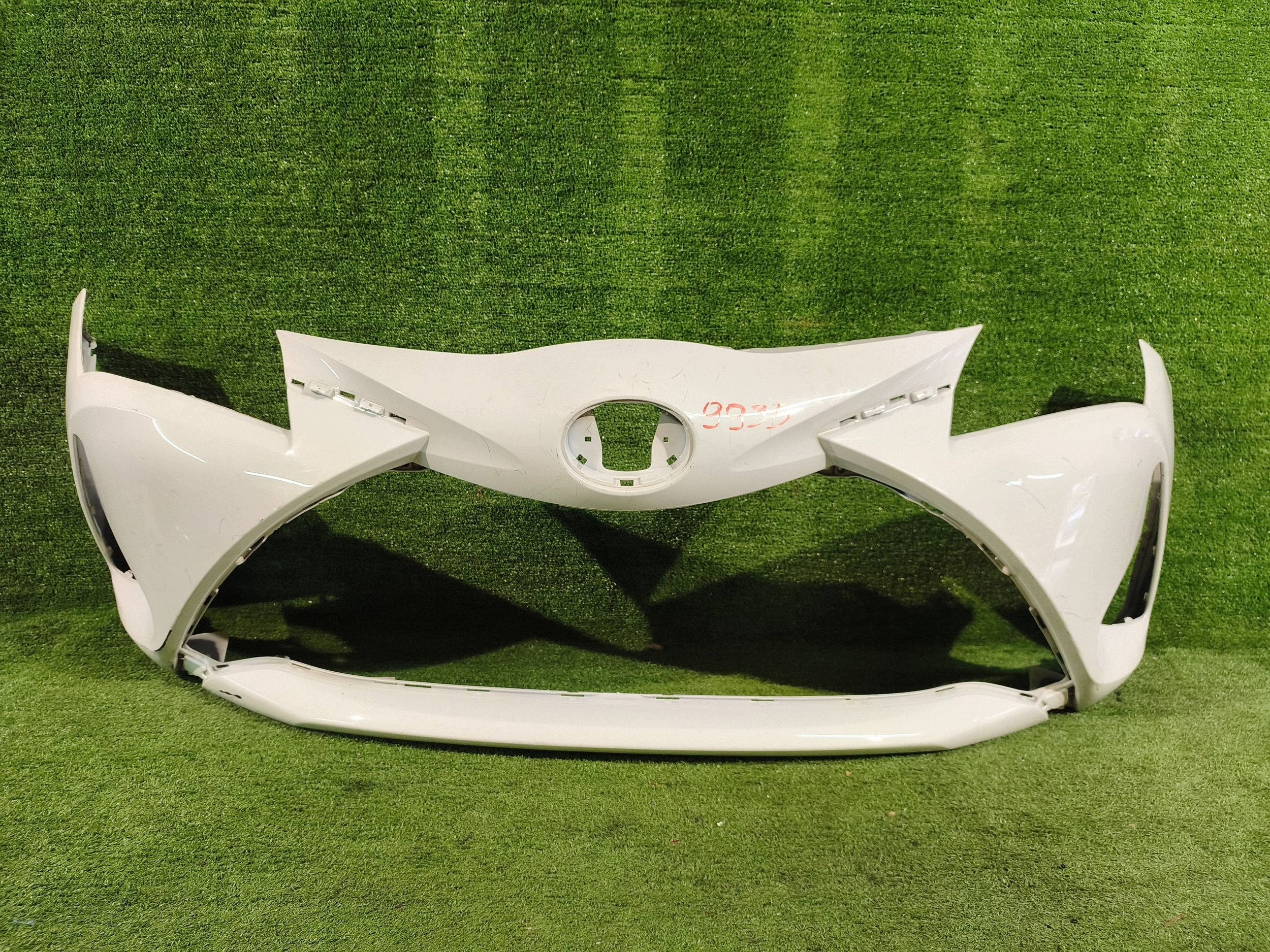 front bumper front TOYOTA YARIS III 17- LIFT NR.9935