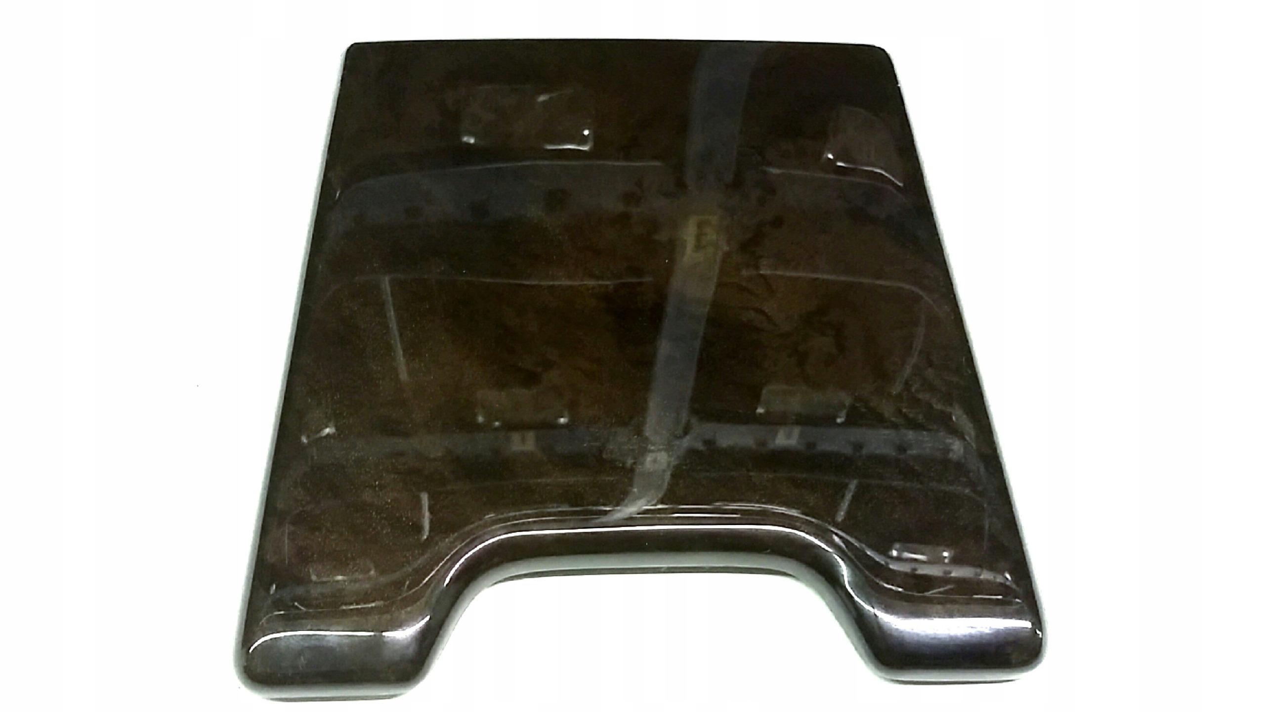 Volvo XC90 pokrývá úložný prostor pod zadním popelník 1303309