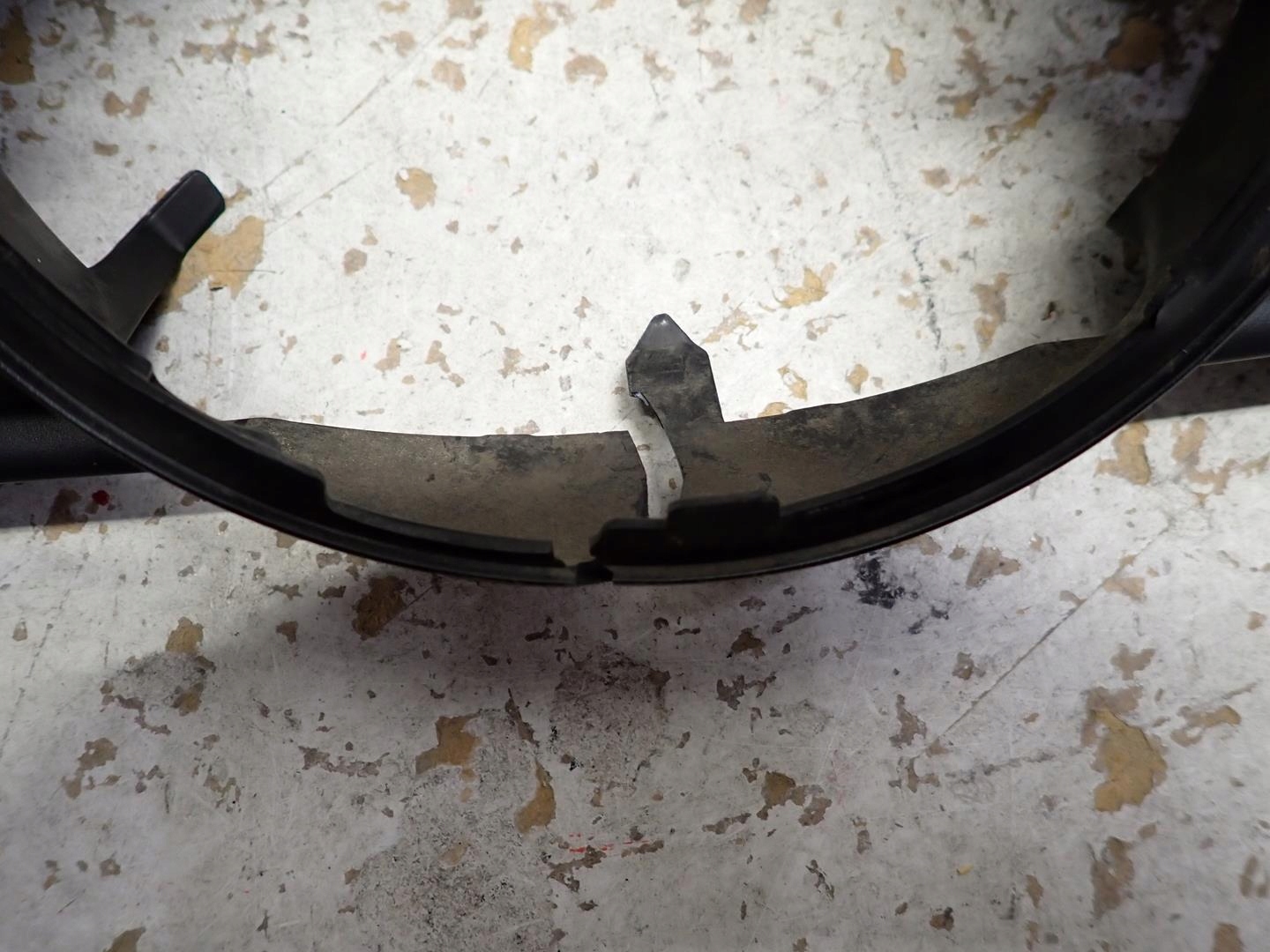 Grill VW T5 LIFT 2009-2015 7E0853653