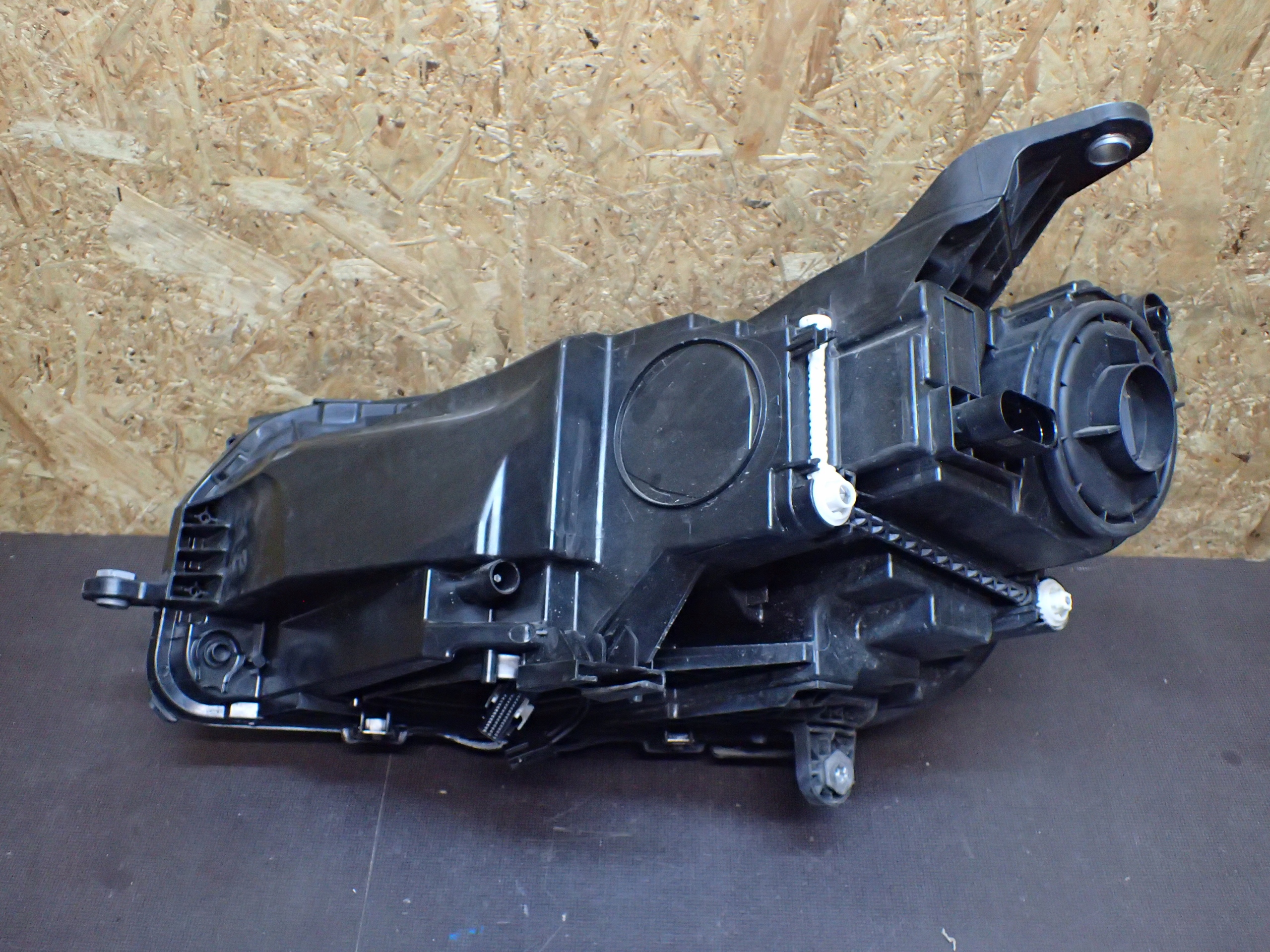 LAMPA PRZÓD PRAWA MERCEDES GLE W167 FULL LED LHP Typ samochodu Samochody osobowe