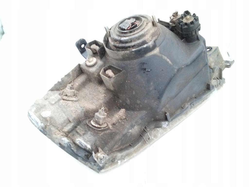 Mitsubishi Pajero III 3 3D light left front front EU