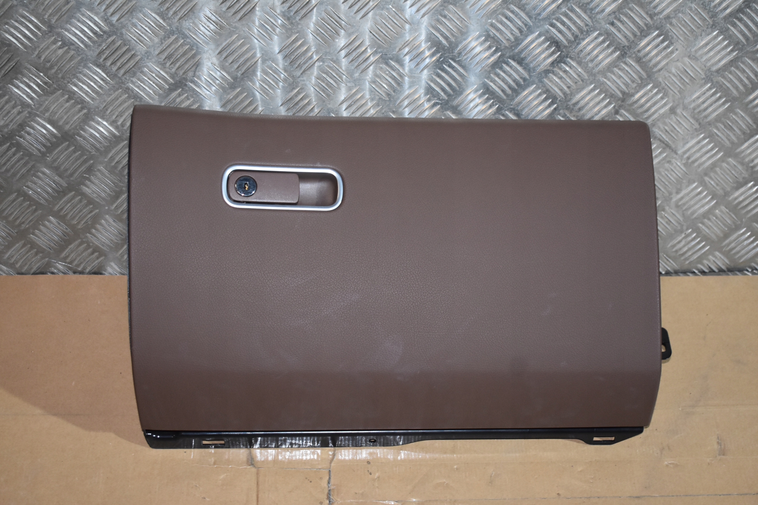 perfect condition passenger compartment consoles MERCEDES W167 1