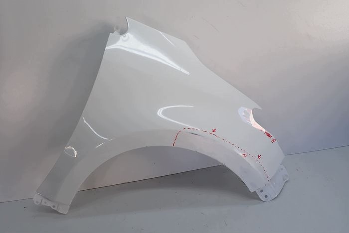 TOYOTA YARIS IV fender right front front