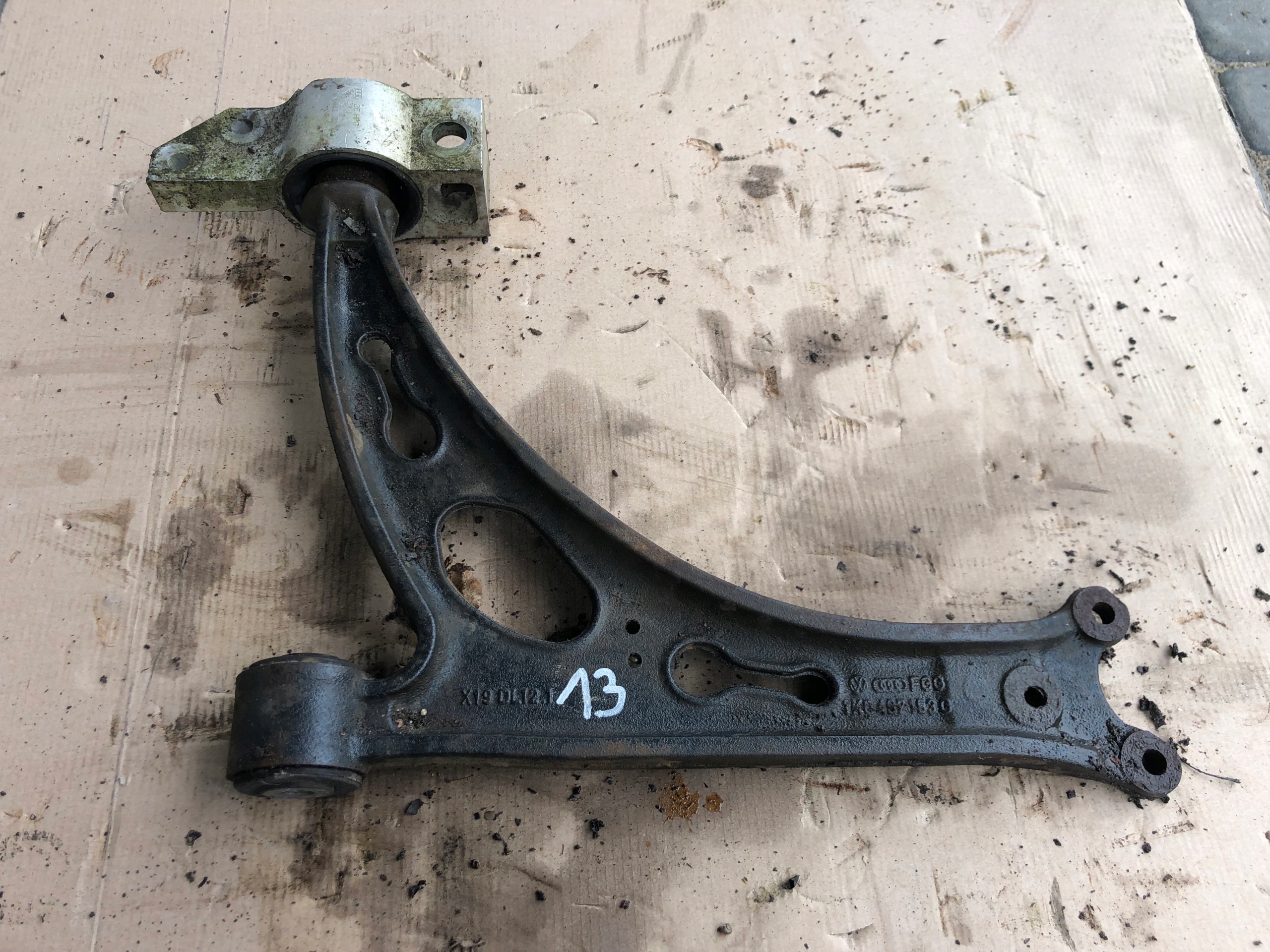 Querlenker VW SKODA AUDI 1K0407153G