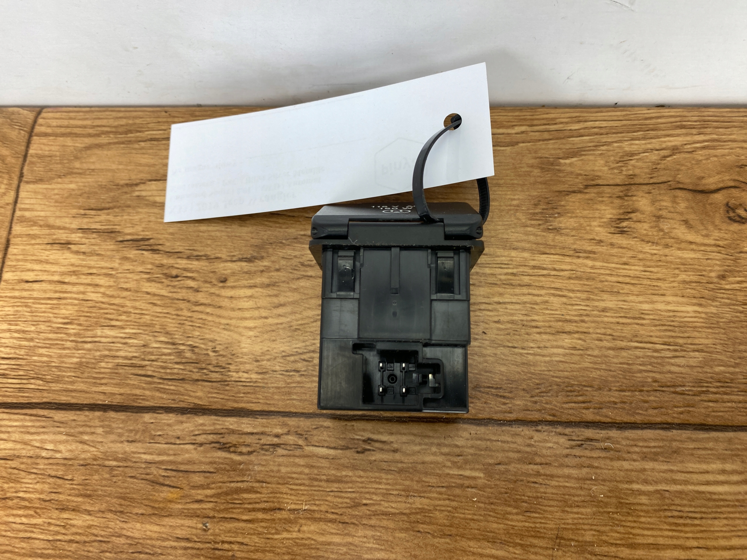 Inwerter adapter connecting spoiler Jeep Wrangler JL 2018+ USA