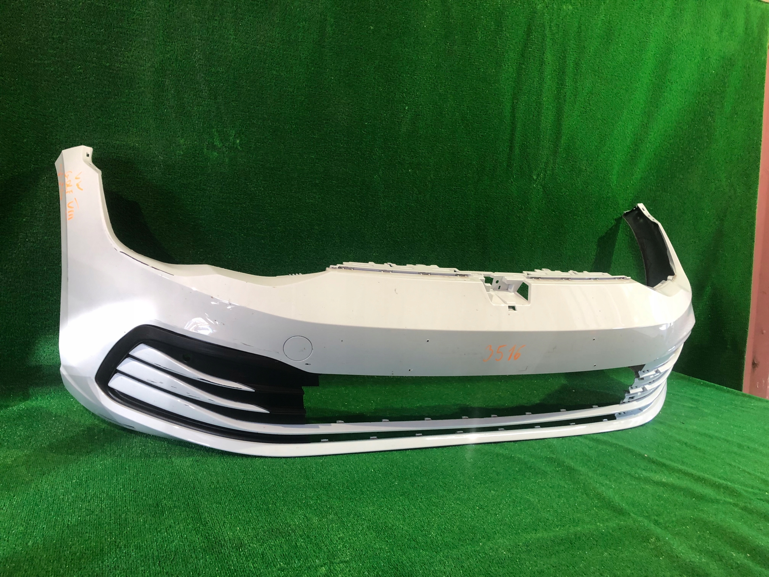 VW GOLF VIII 5H front bumper front NR.3516