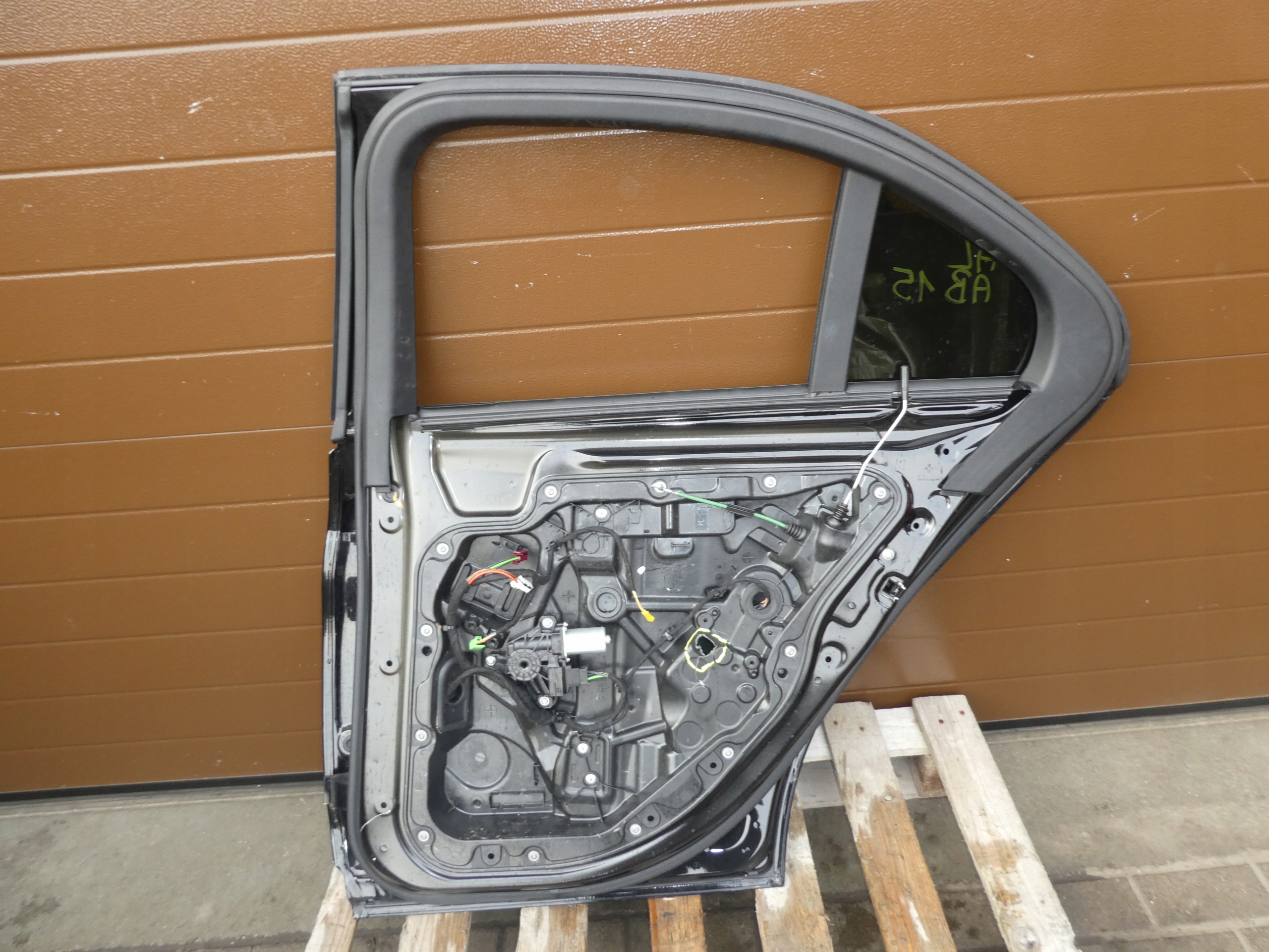 door rear part right MERCEDES C KLASA A2057320210 complete black,