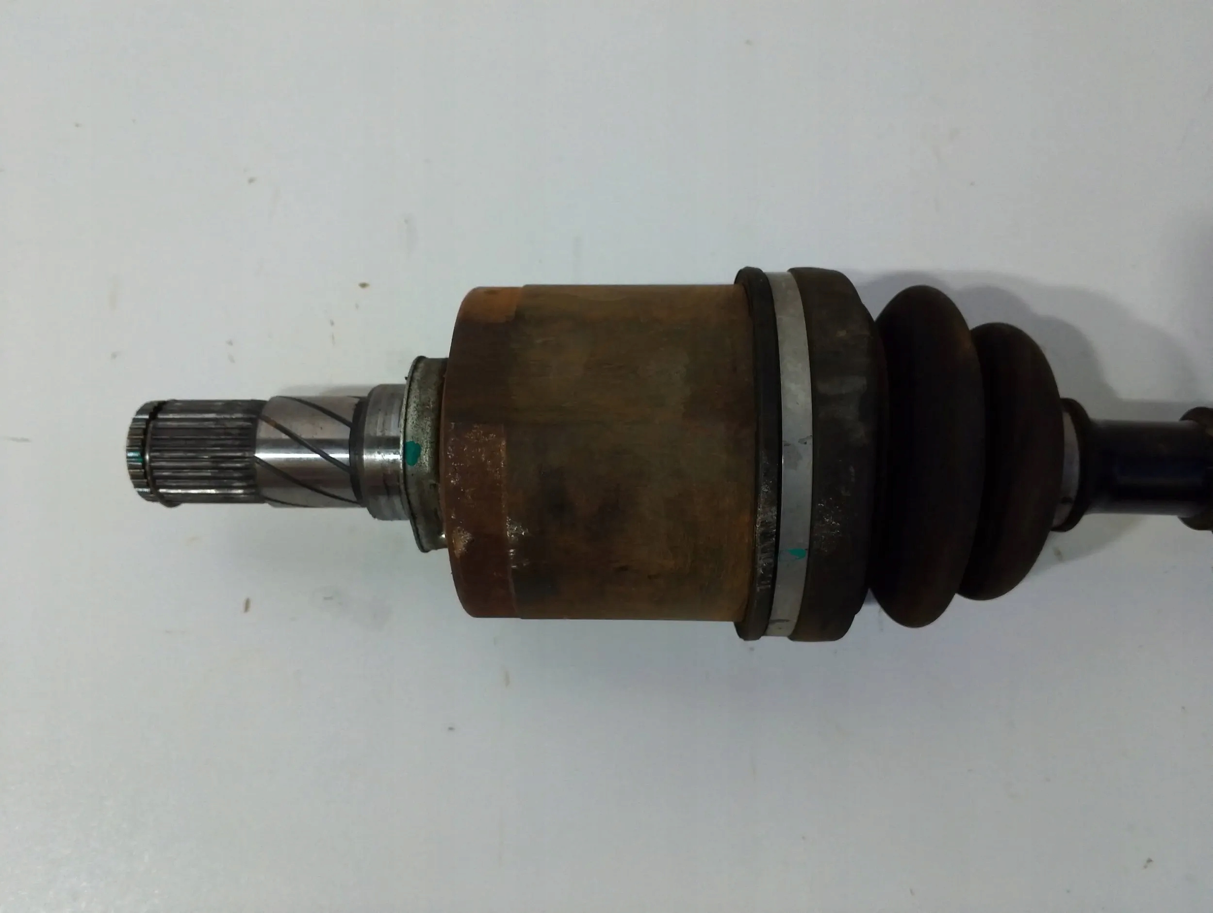 Nissan X-Trail T32 semi-axis front left 2.0 DCI (A178)