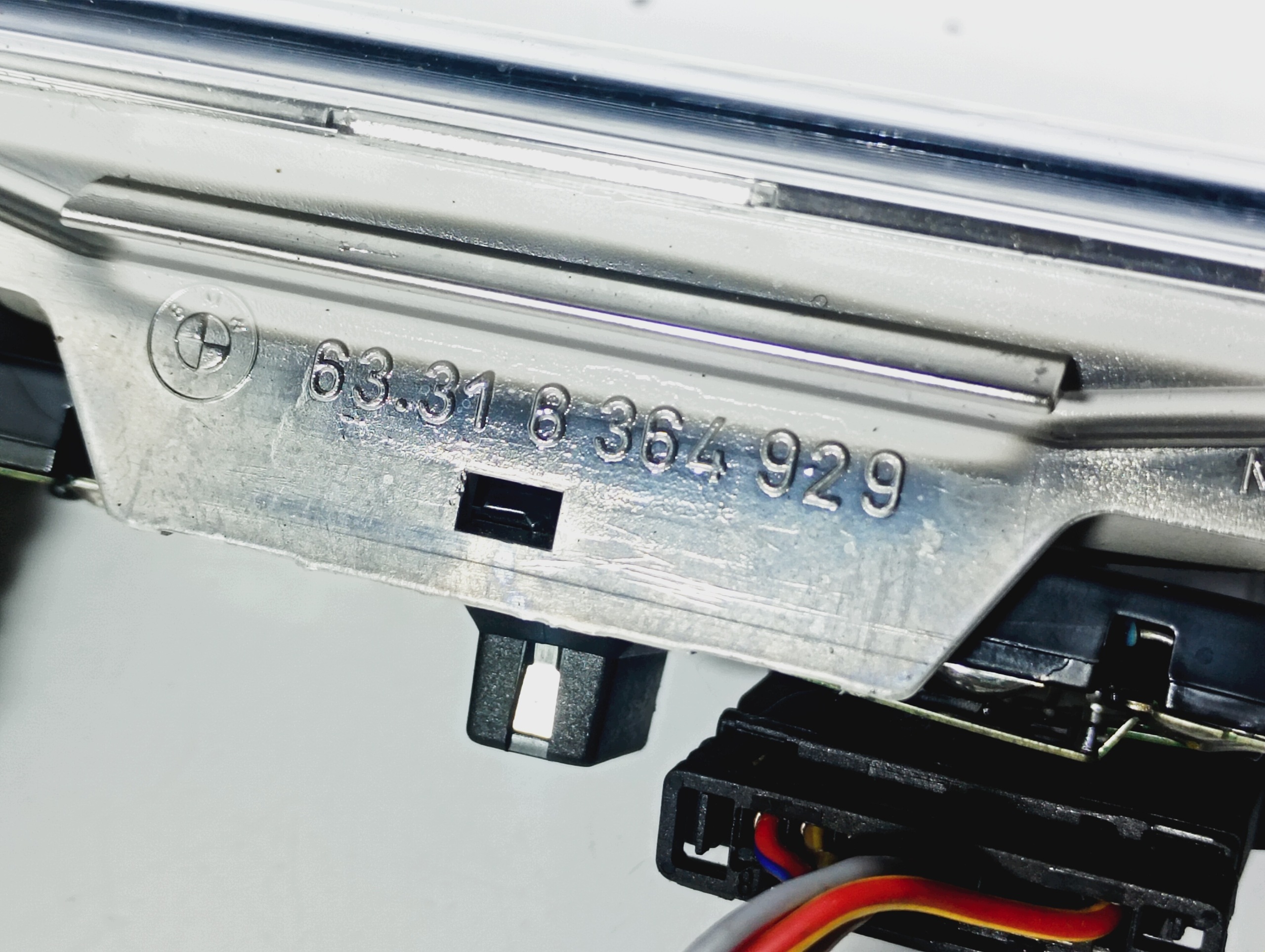 Oswietlenie cabs light inner OE 6364929 BMW 3 E46 99-00