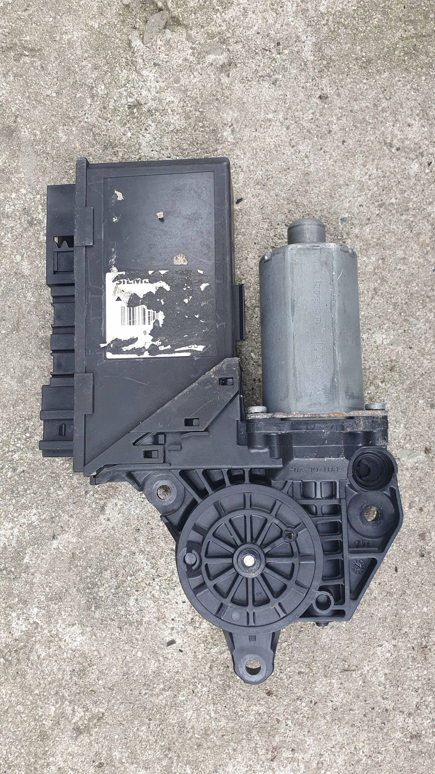 Audi A4 mini motor windows left rear part