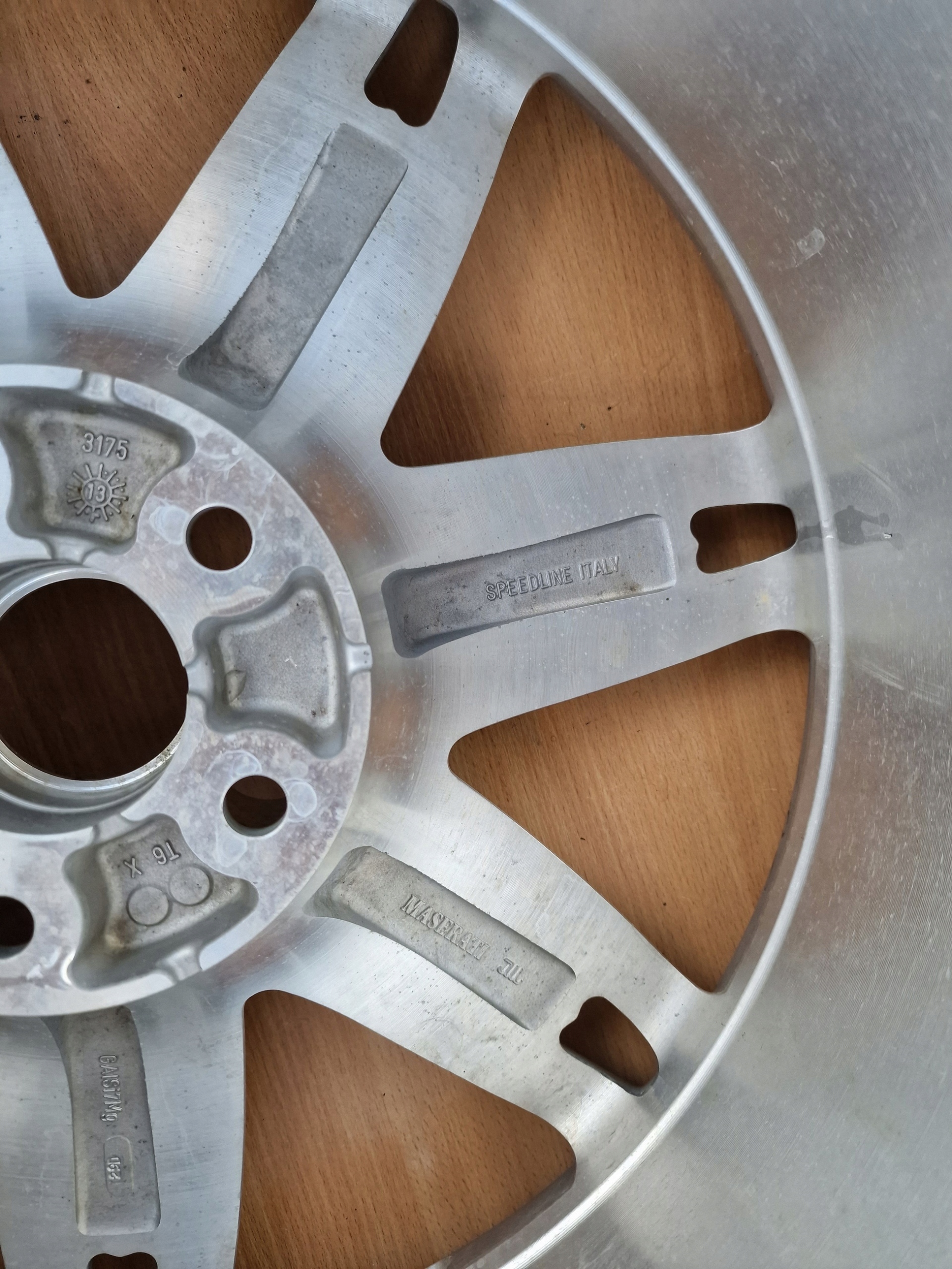 DISK ZADNÁ MASERATI 10.5X20 R20 5X114.3 NOVÁ ORG