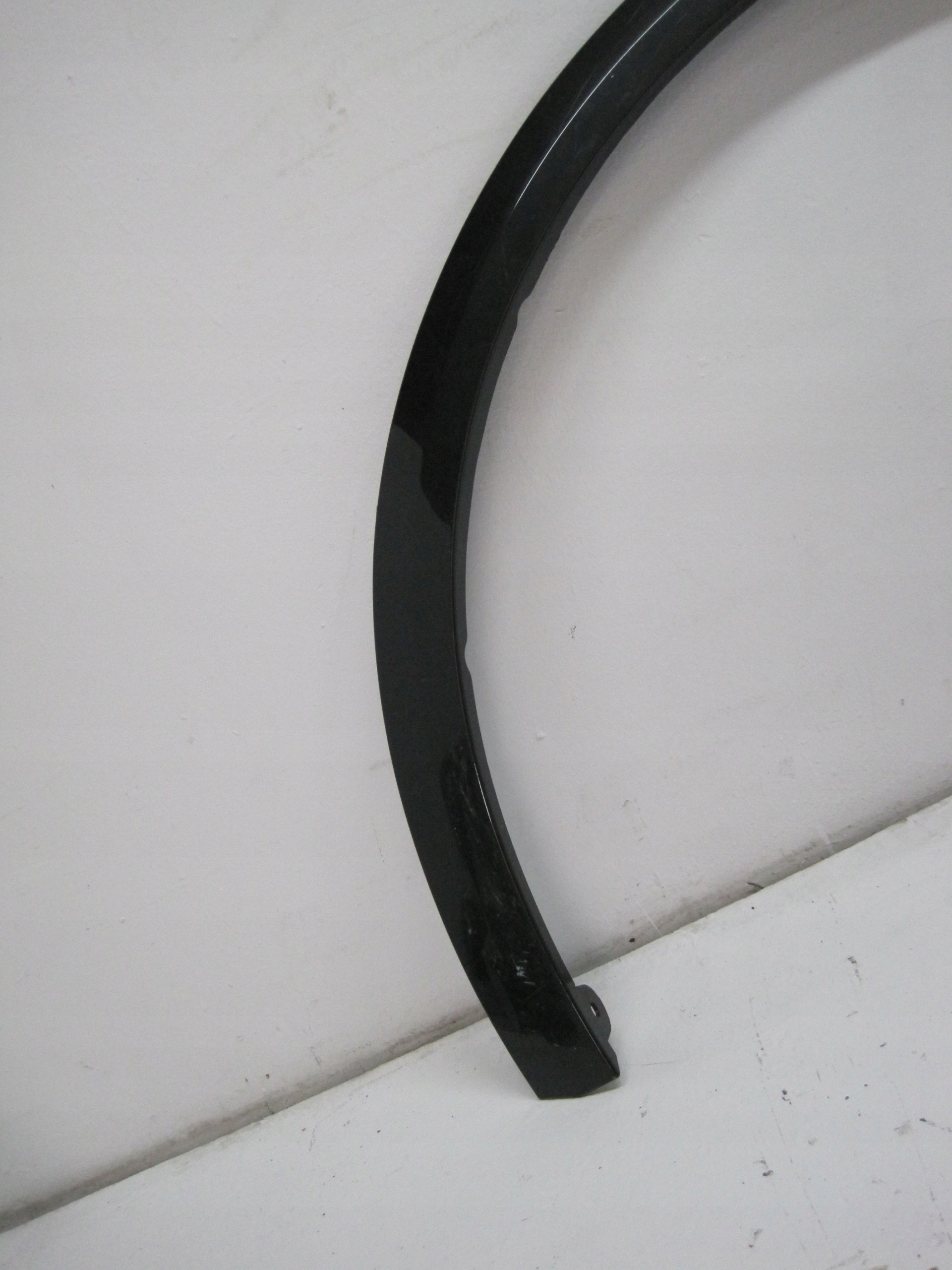 cap moulding for fender left AUDI Q6 E TRON 85H853717A