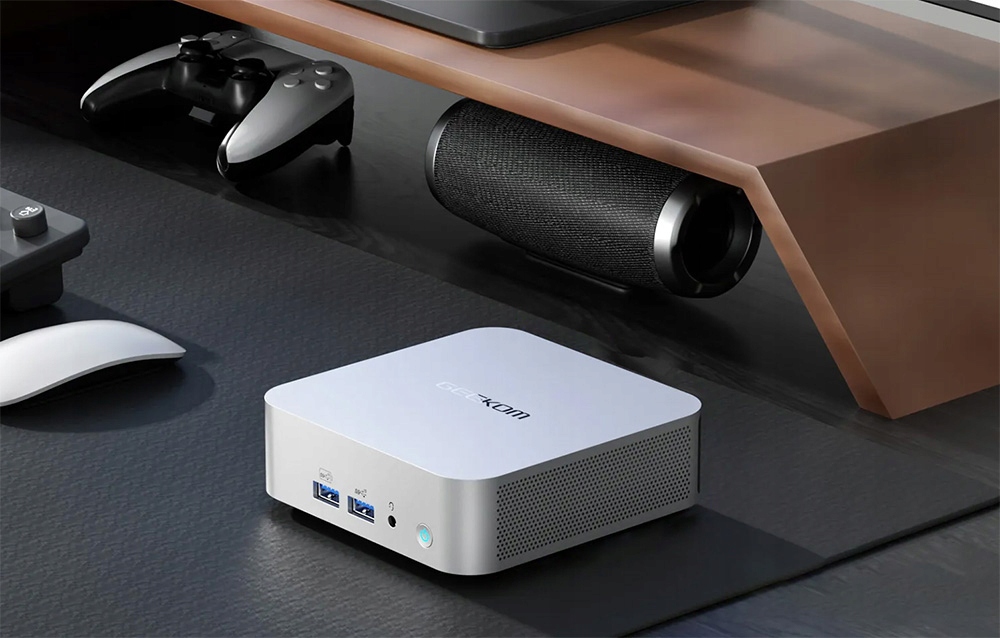 Mini PC GEEKOM A8 Ryzen 7 8745HS 32GB RAM DDR5 1TB SSD + Win11 Pro