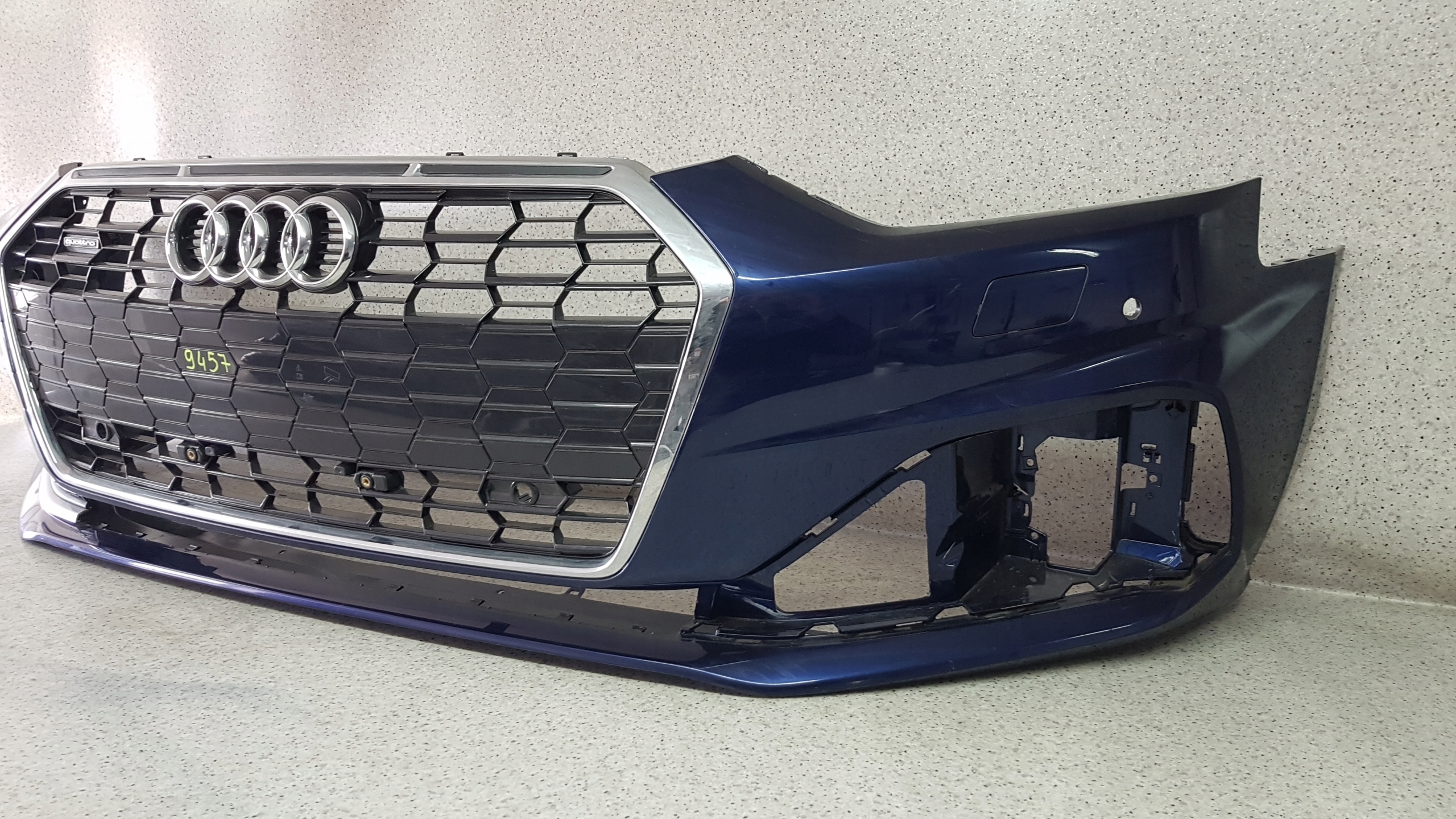 AUDI A5 S - LINE 8W6 2017 - STOSSSTANGE VORNE 9457