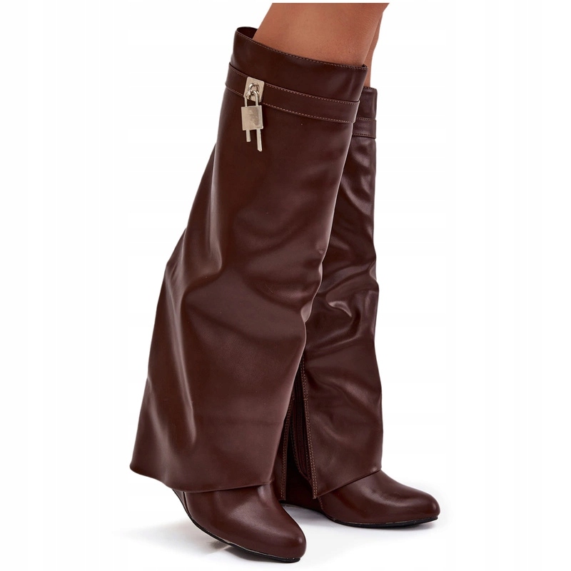 Dámské Kozačky Eko Kůže Zip Koturn Stříbrný Detail Pásek Hnědé 36