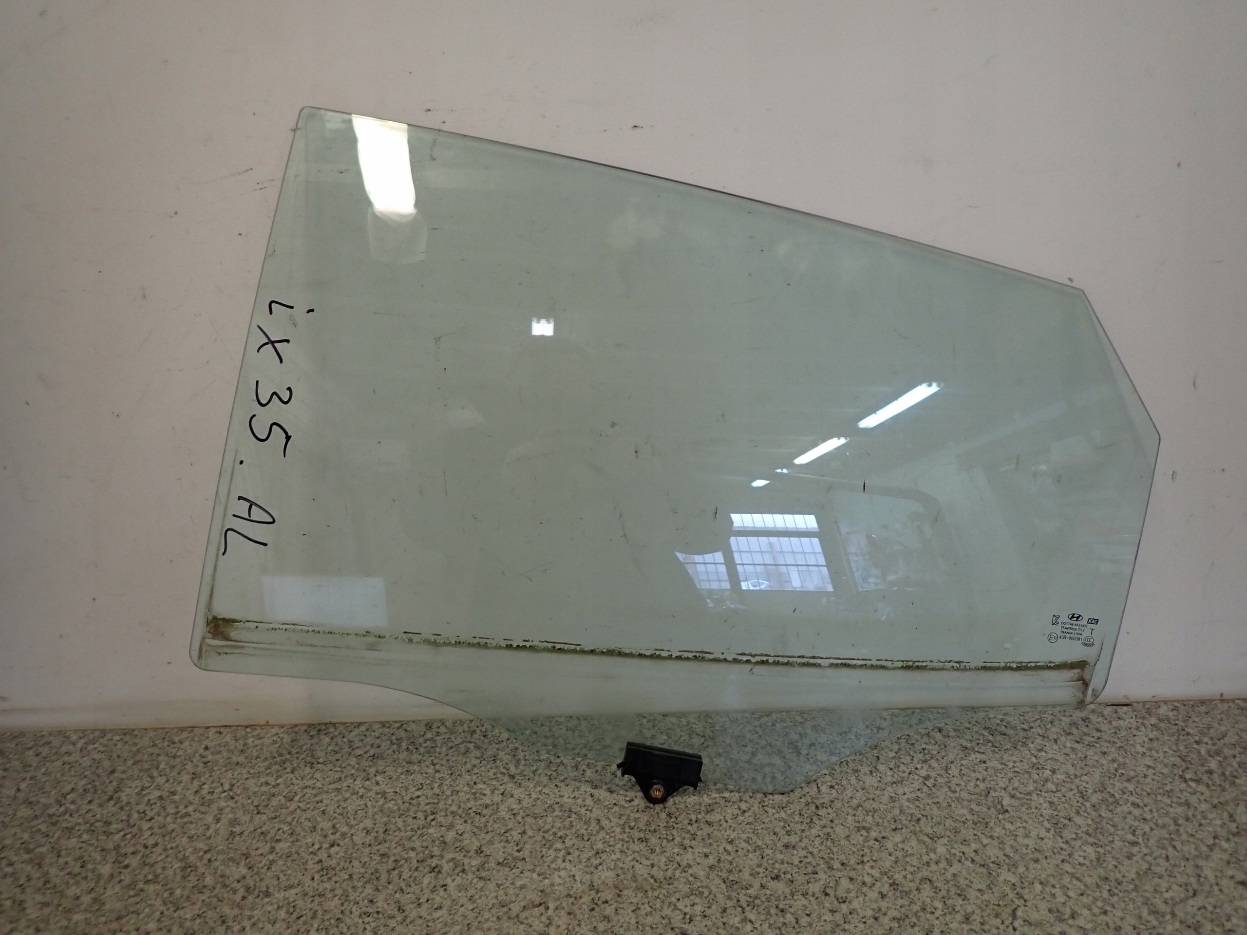 HYUNDAI IX35 10-15 СТЕКЛО ЗАДНЕЙ ЛЕВОЙ ДВЕРИ