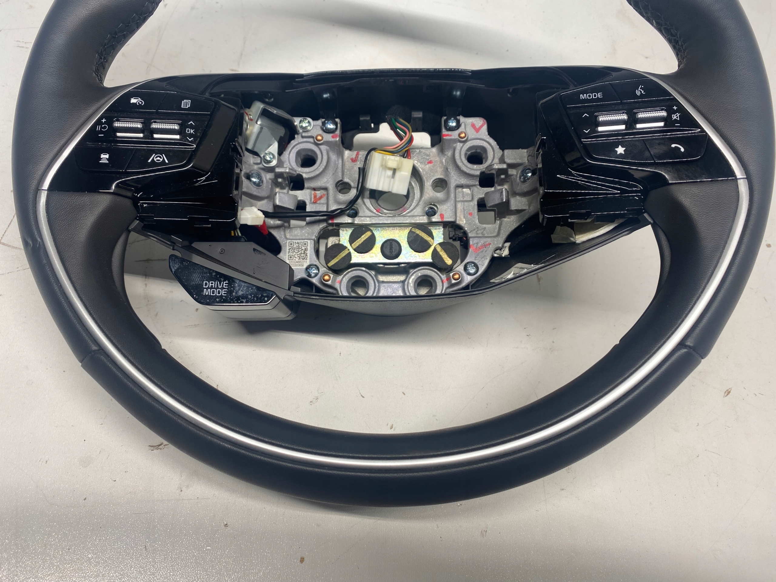 lenkrad Leder MULTIFUNKCJA KIA NIRO II ELECTRIC 21-23